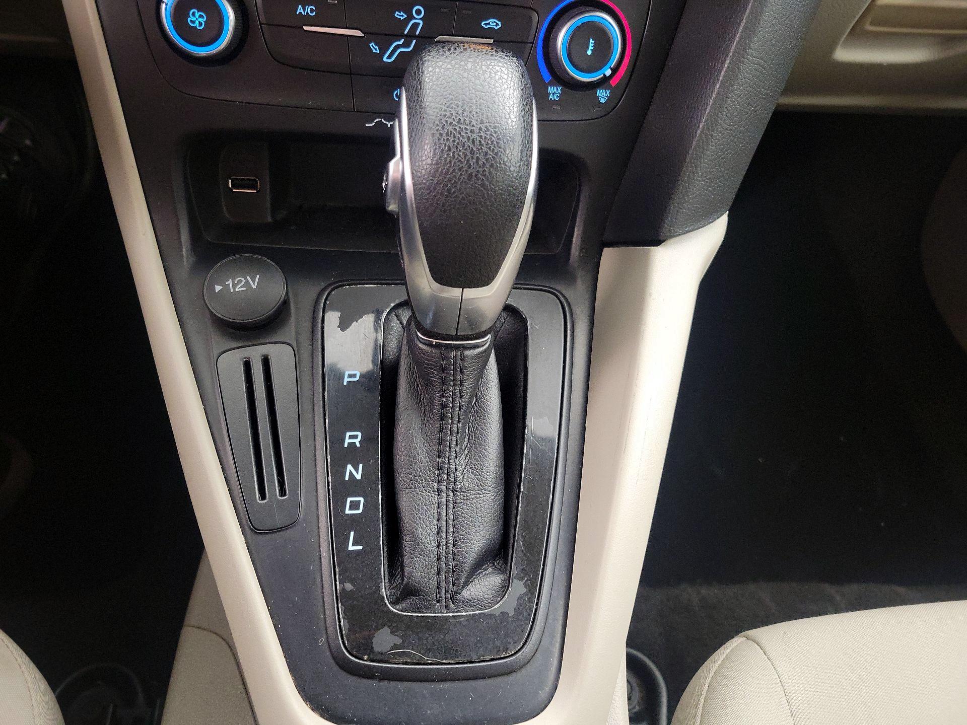 Thumbnail: 2018 Ford Focus - 17