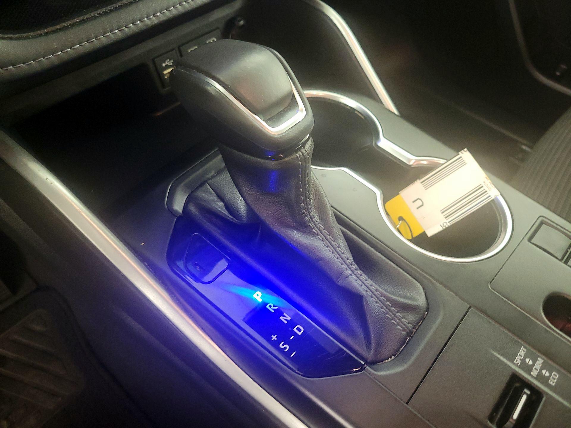 Thumbnail: 2023 Toyota Highlander - 17