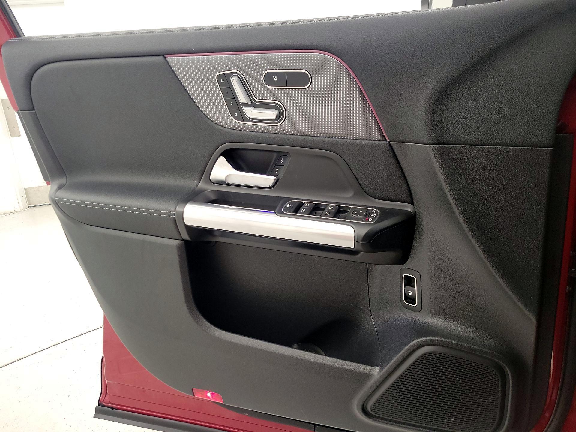 Thumbnail: 2022 Mercedes-Benz GLA - 12