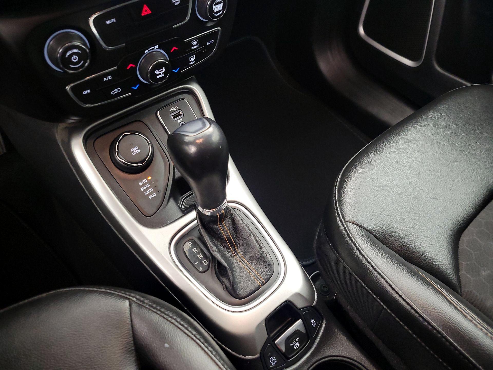 Thumbnail: 2020 Jeep Compass - 17