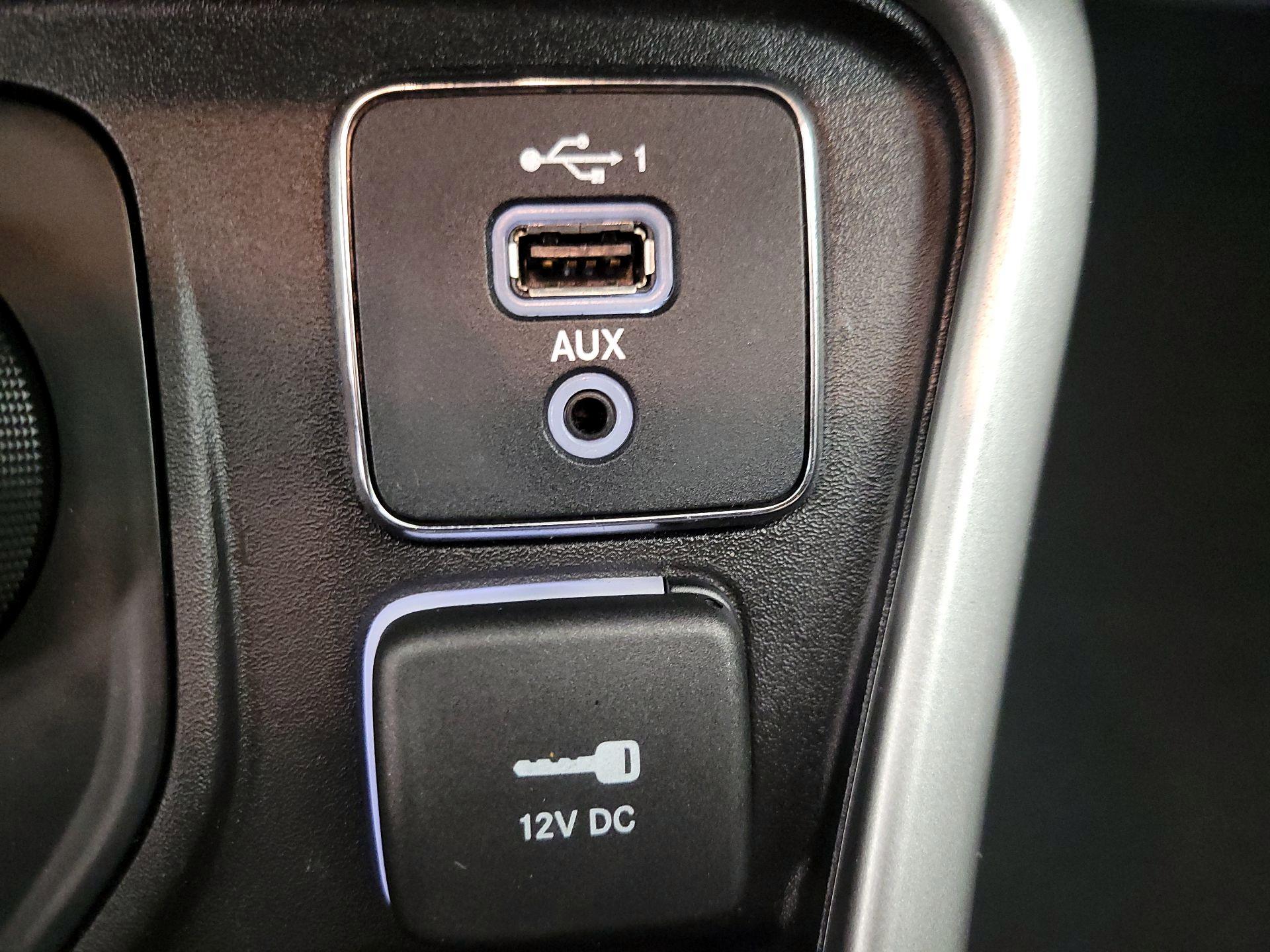 Thumbnail: 2020 Jeep Compass - 18