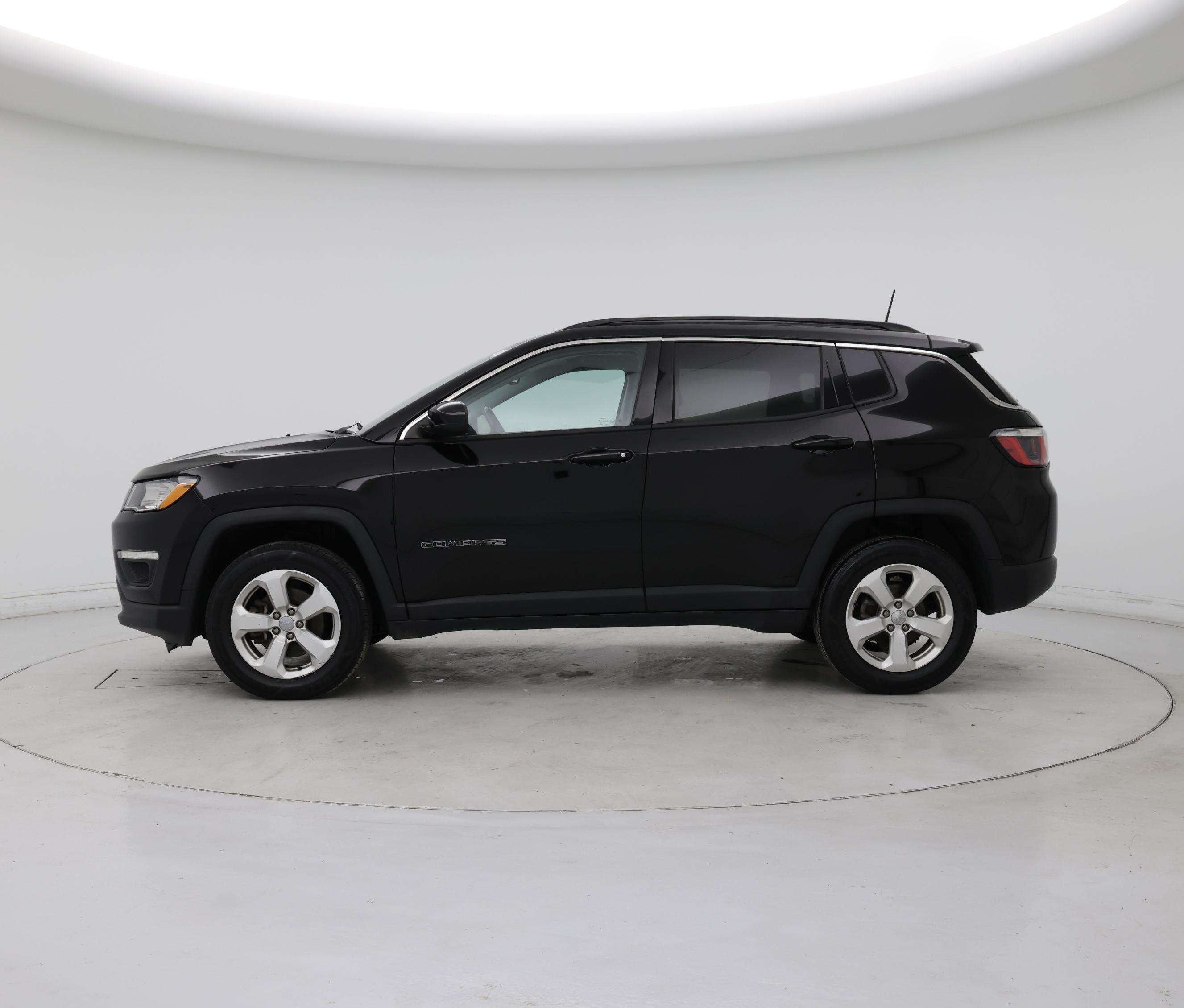 Thumbnail: 2020 Jeep Compass - 3