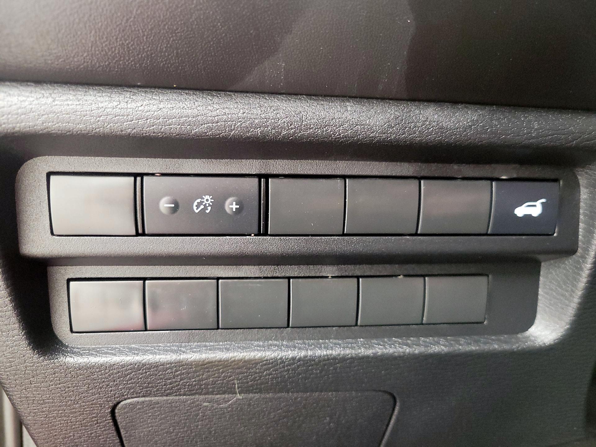 Thumbnail: 2024 Mitsubishi Outlander - 13