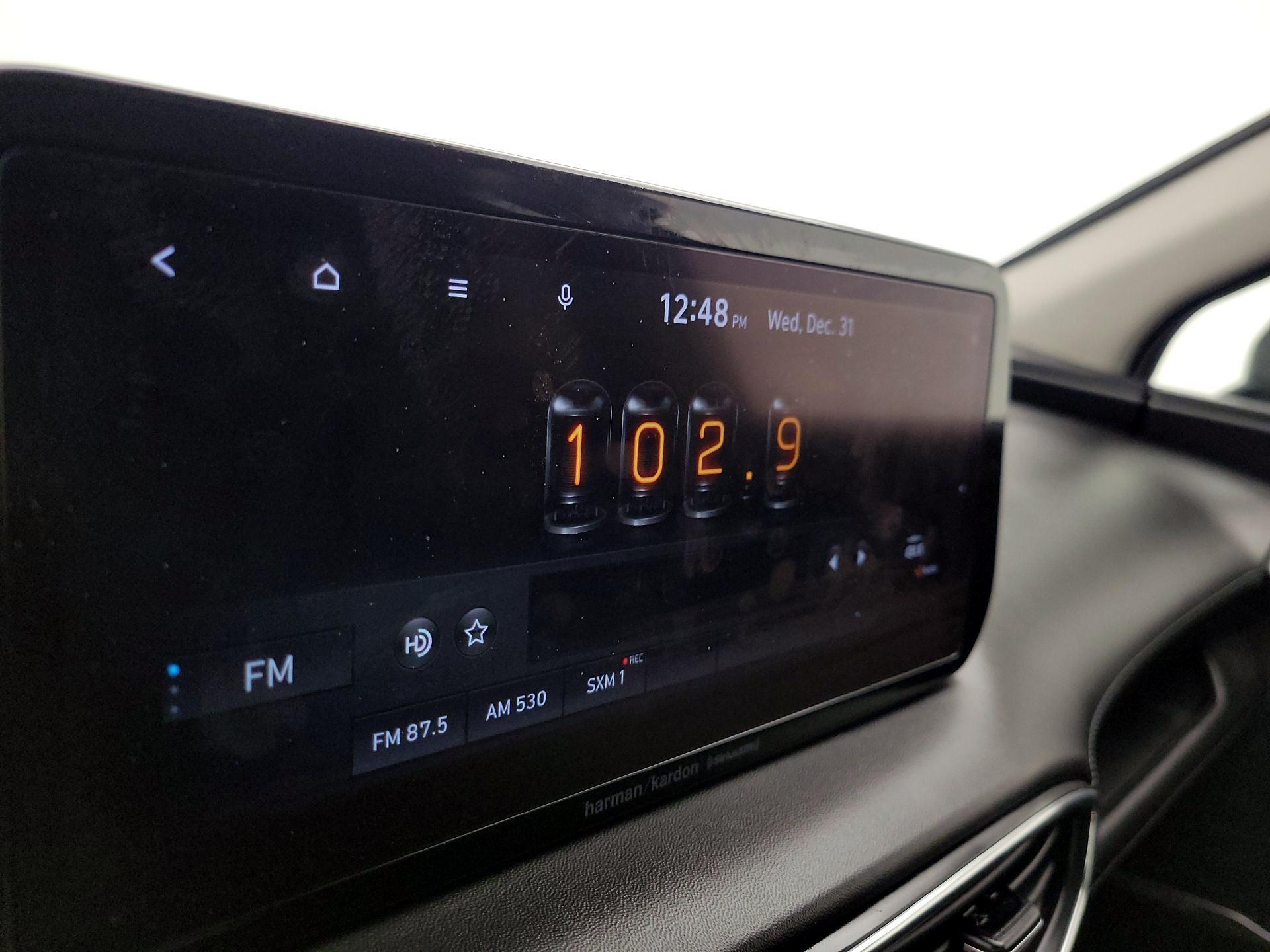 Thumbnail: 2021 Hyundai Santa Fe - 16