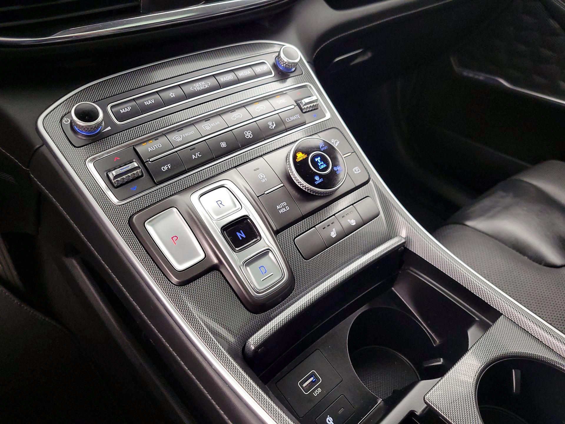 Thumbnail: 2021 Hyundai Santa Fe - 18