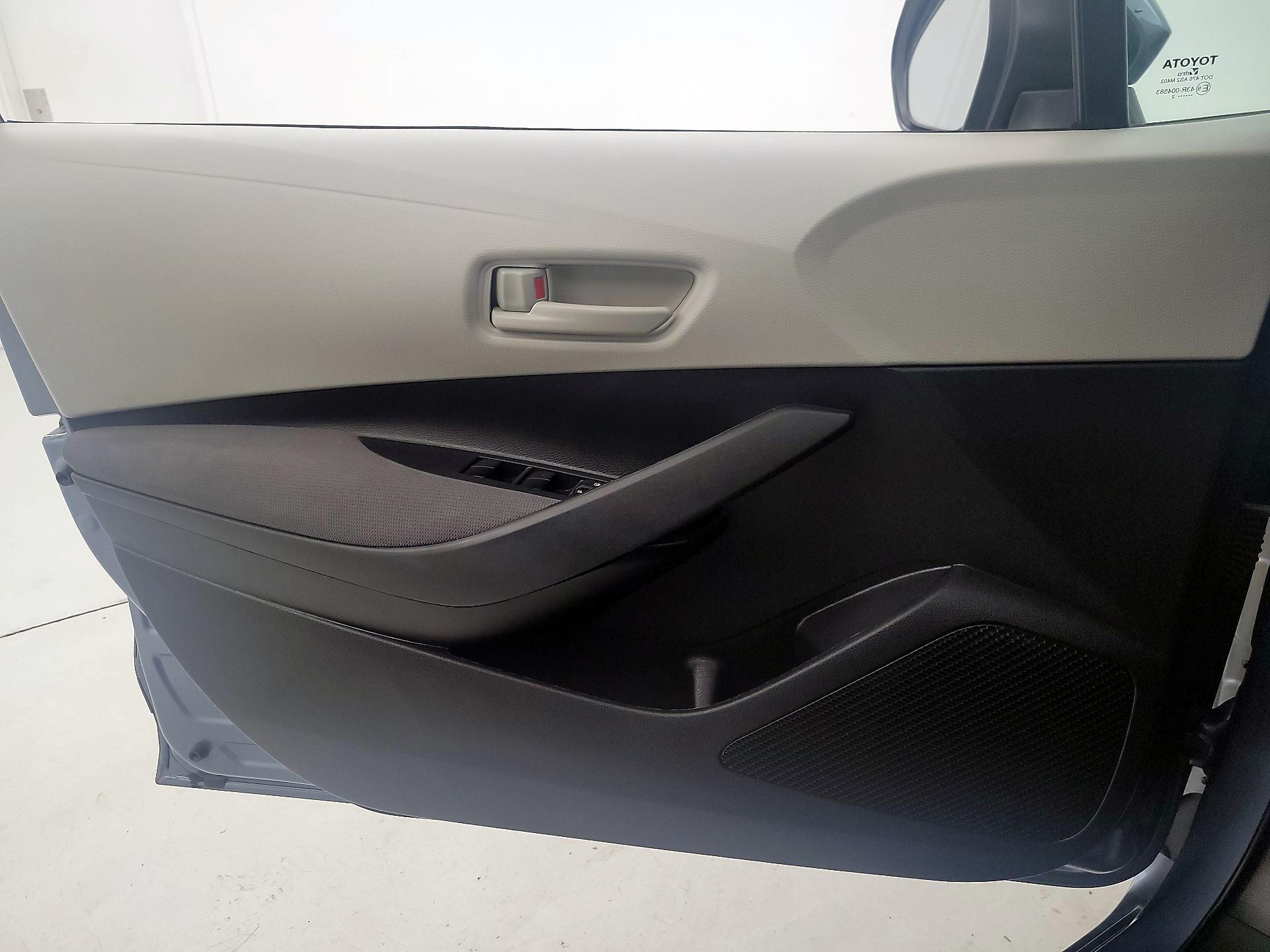 Thumbnail: 2022 Toyota Corolla - 12