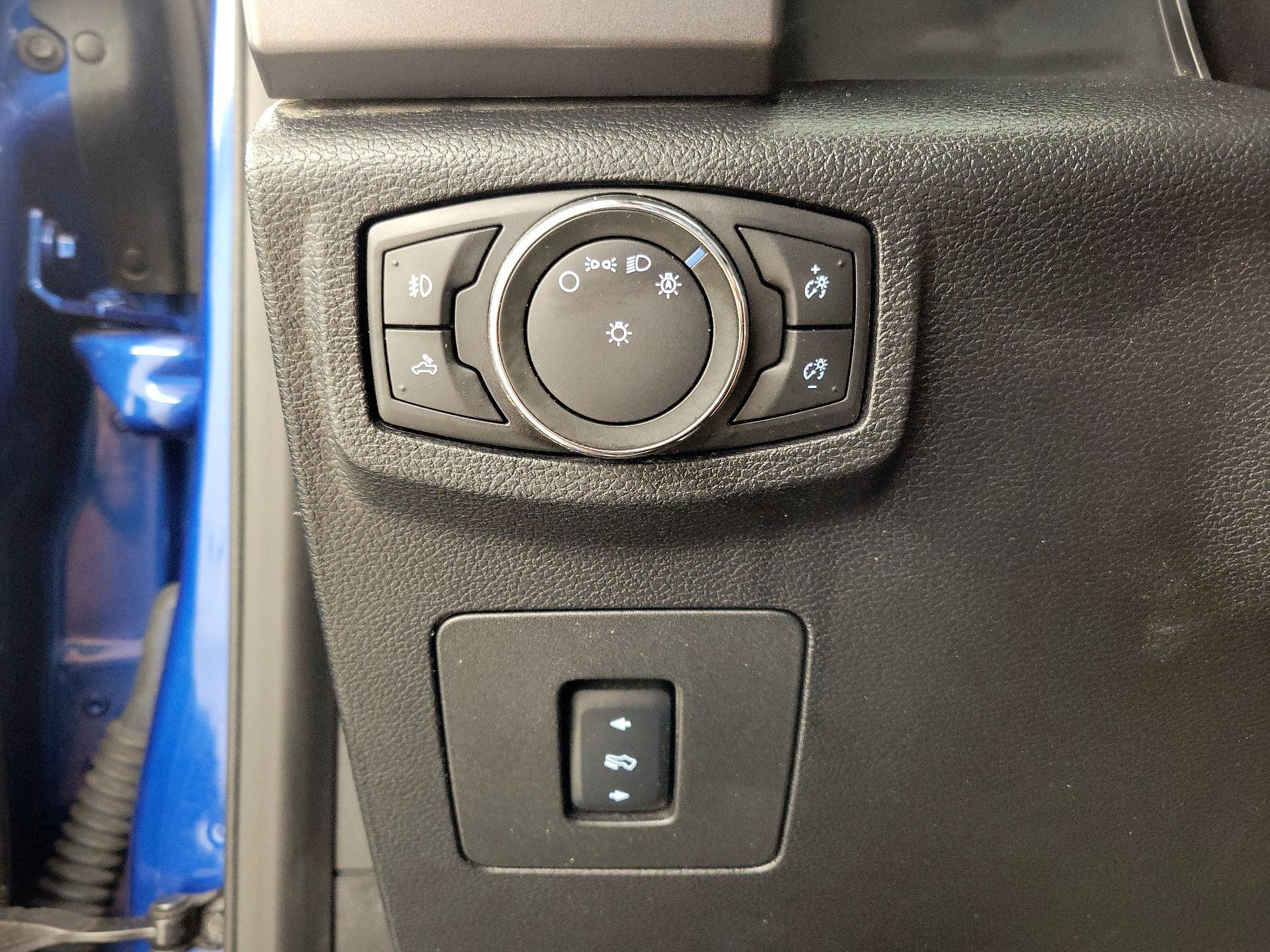 Thumbnail: 2017 Ford F-150 - 13