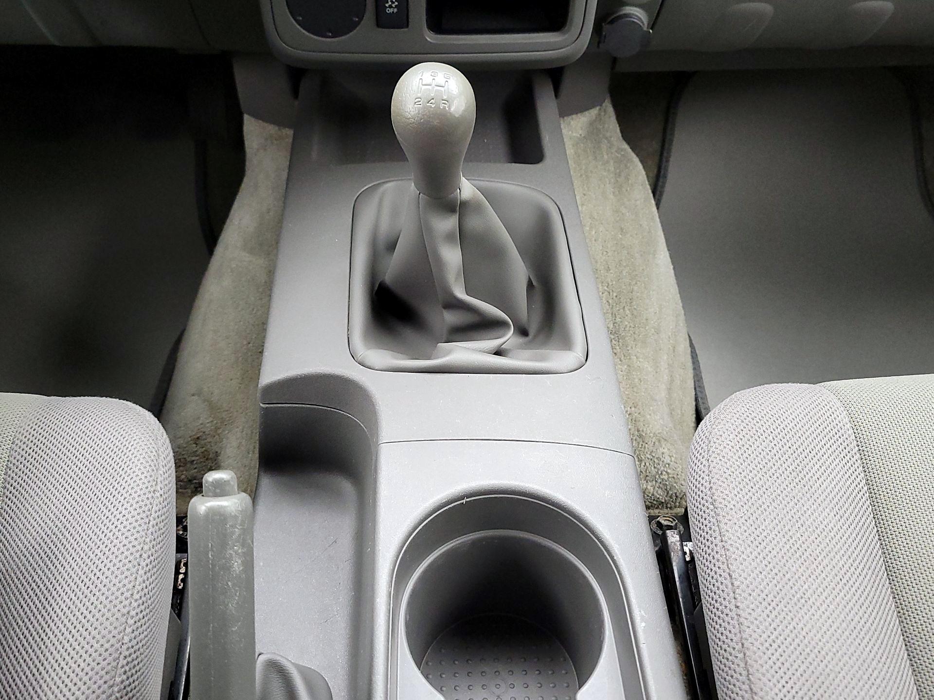 Thumbnail: 2015 Nissan Frontier - 16