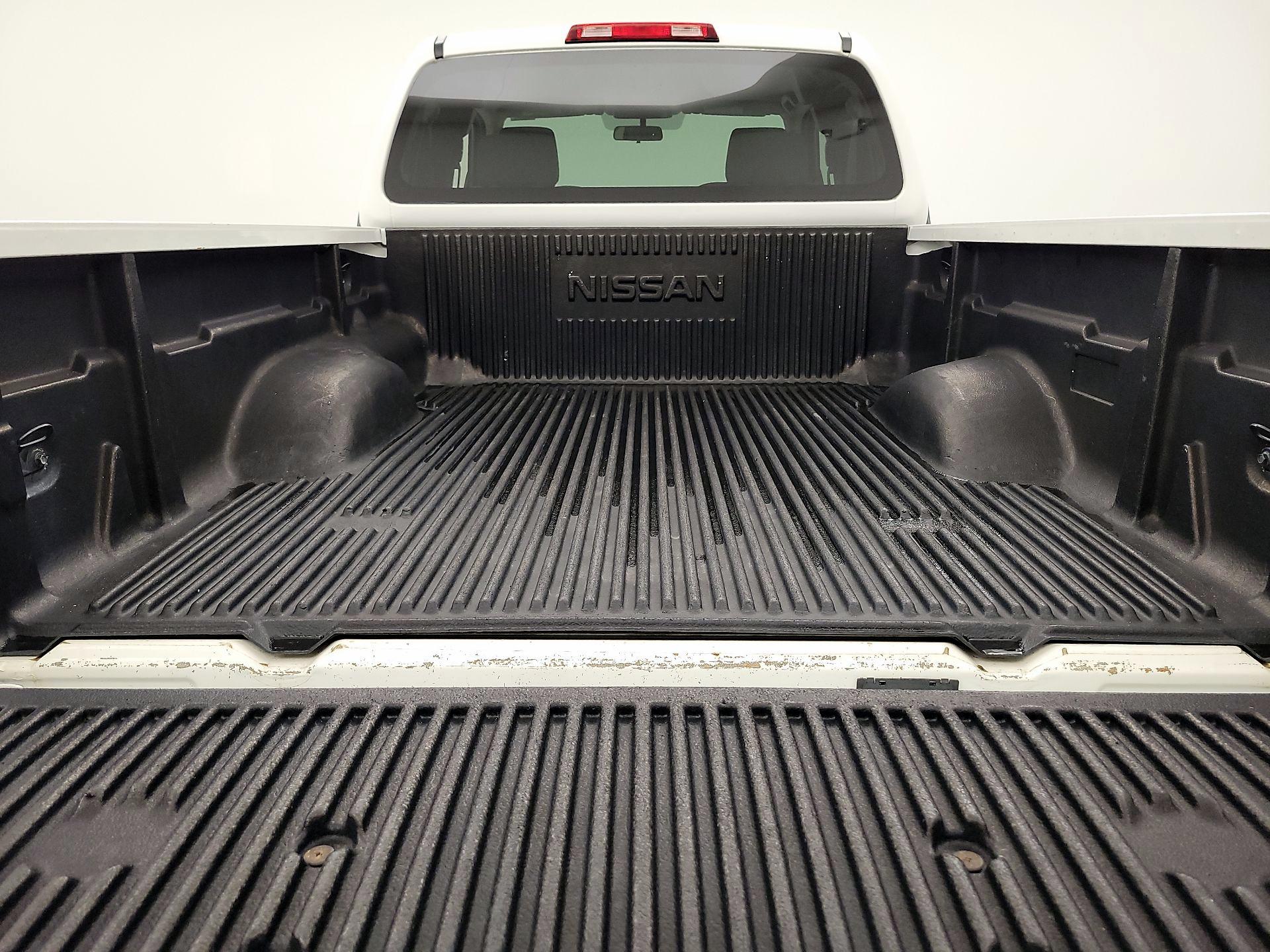 Thumbnail: 2015 Nissan Frontier - 19