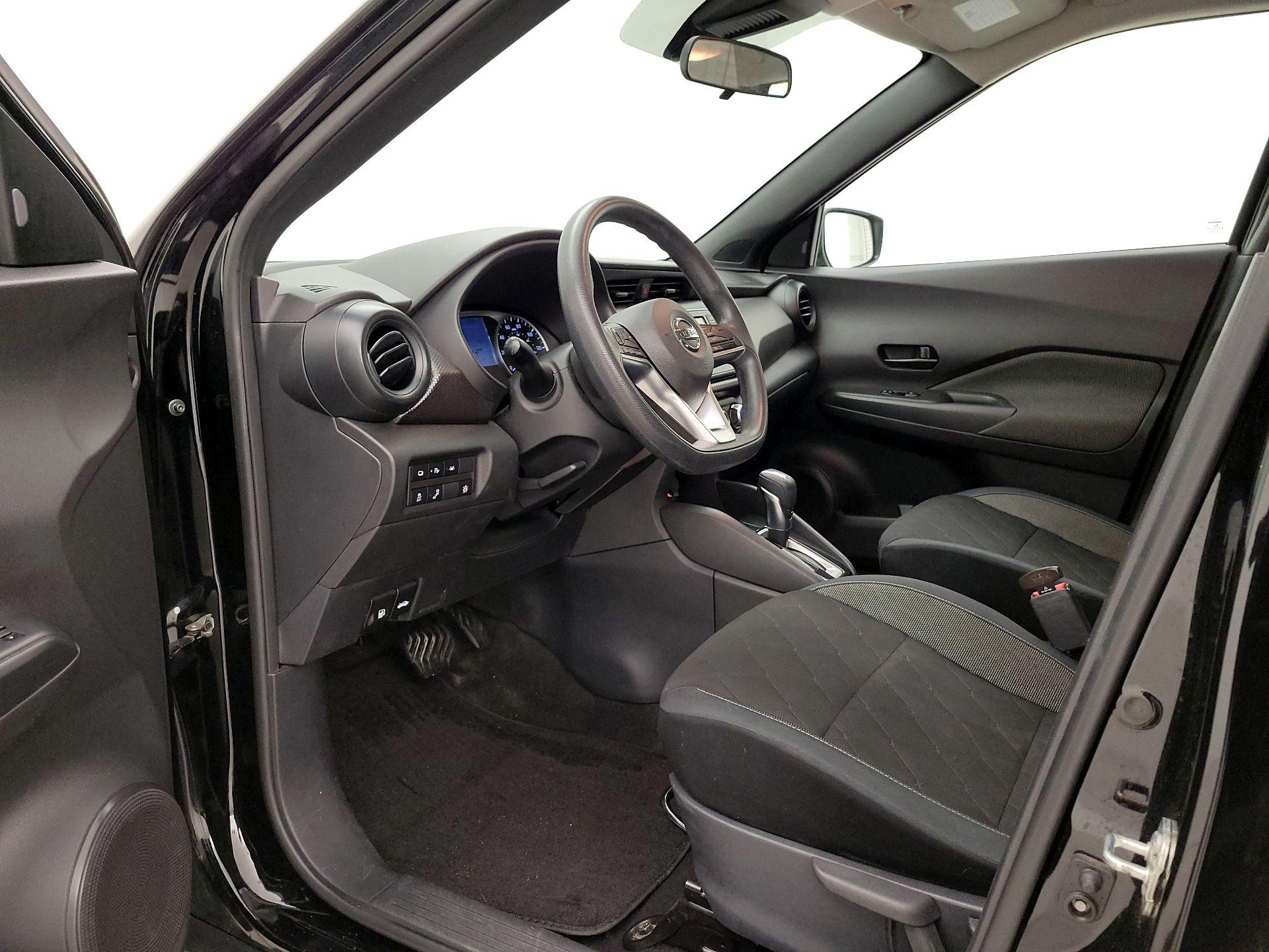 Thumbnail: 2020 Nissan Kicks - 11