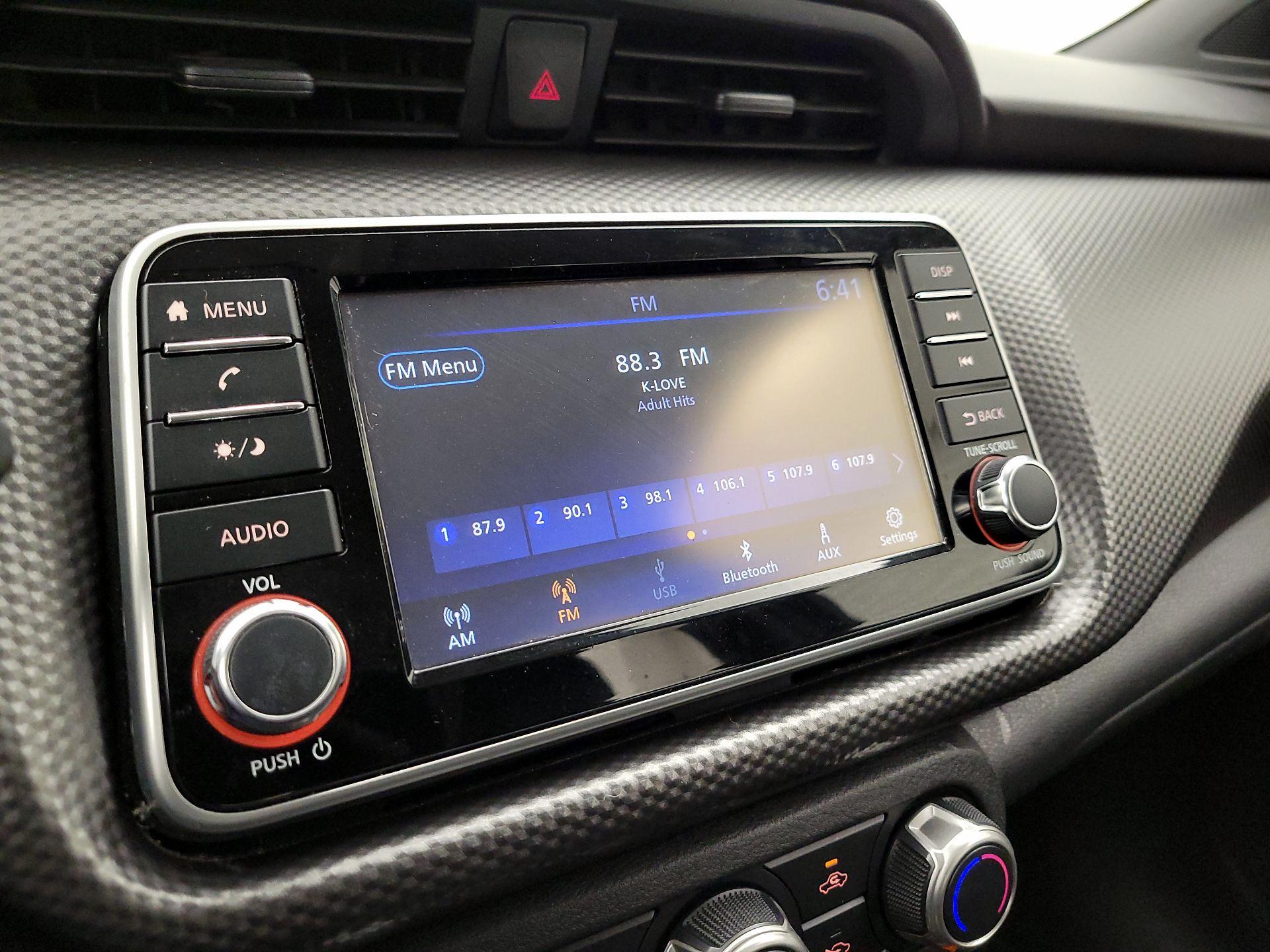 Thumbnail: 2020 Nissan Kicks - 15