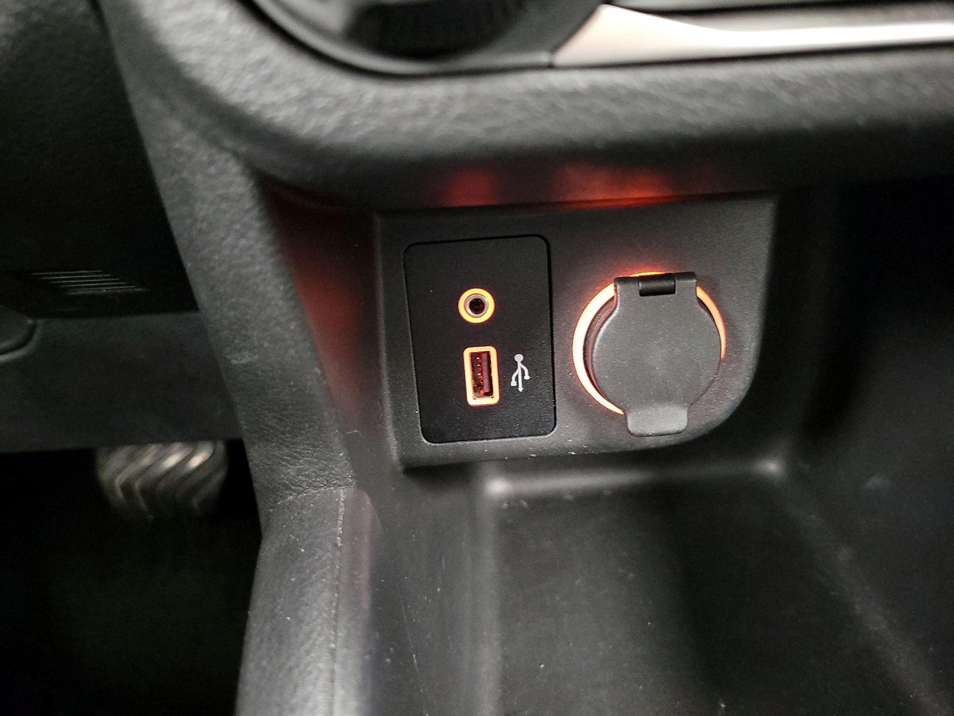 Thumbnail: 2020 Nissan Kicks - 18