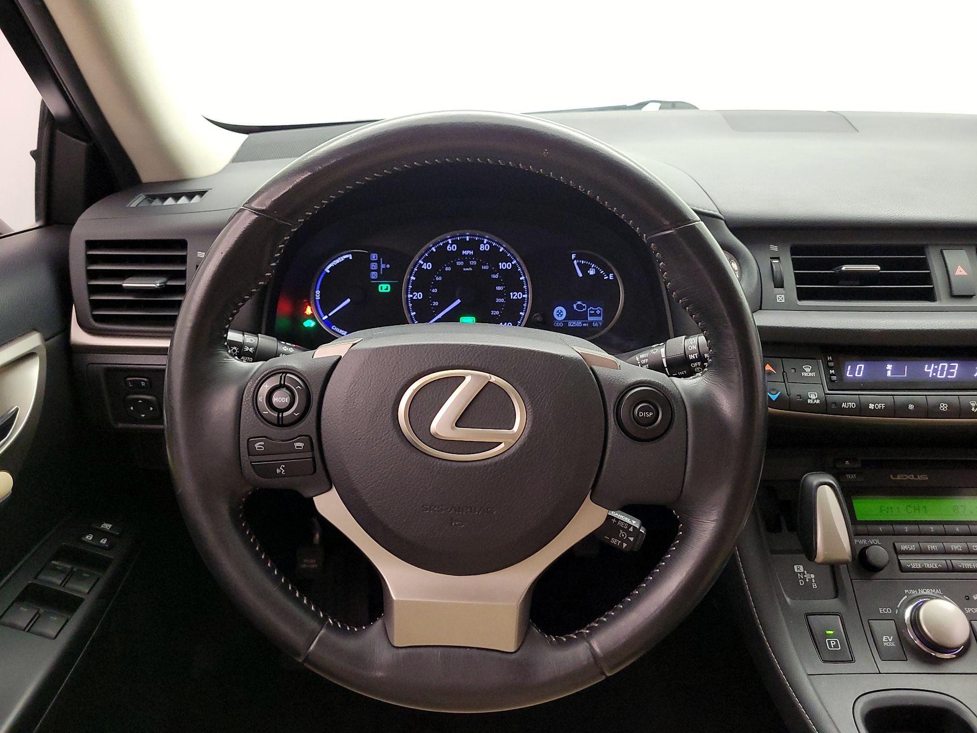 Thumbnail: 2015 Lexus CT - 10