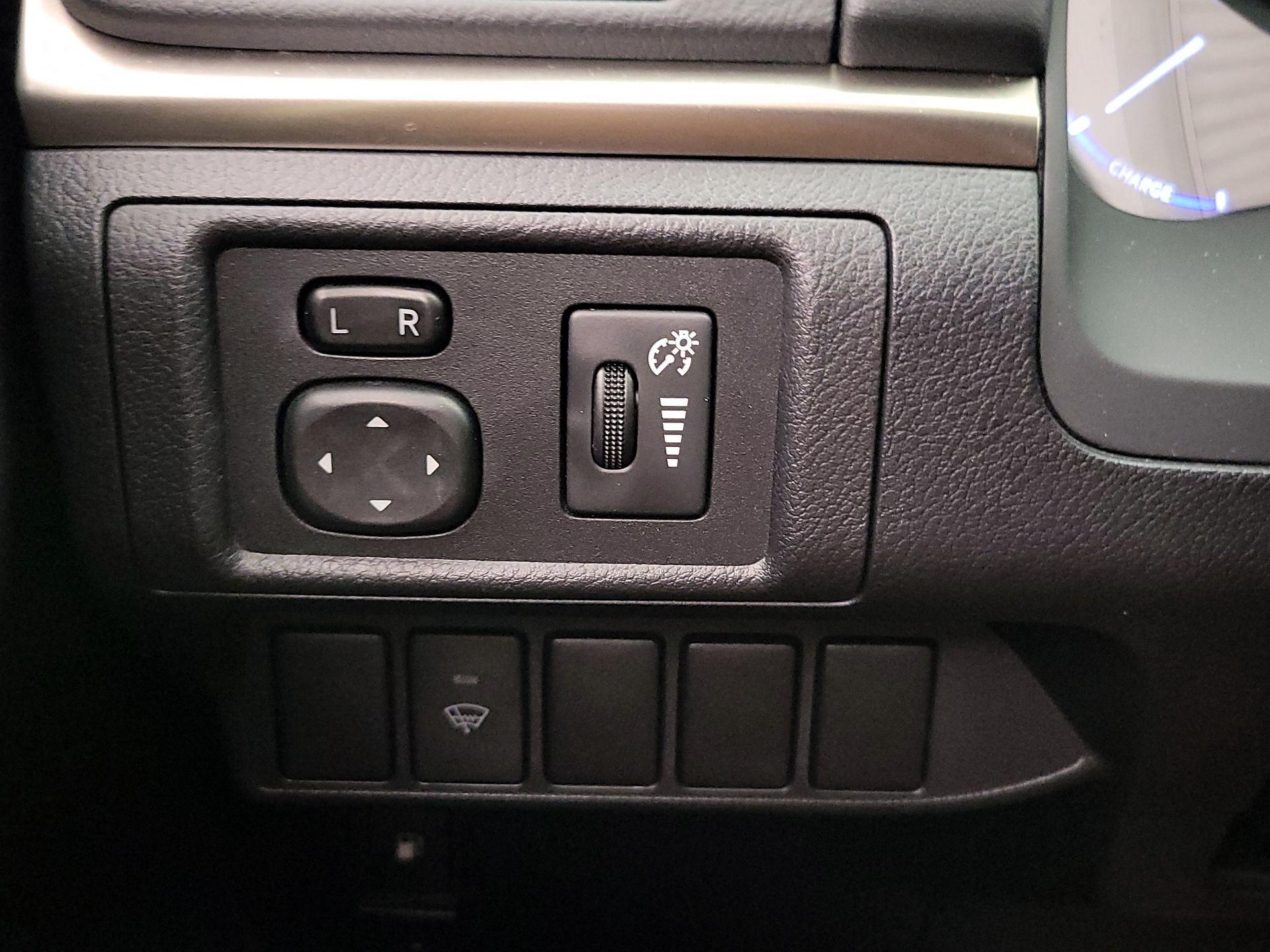 Thumbnail: 2015 Lexus CT - 13