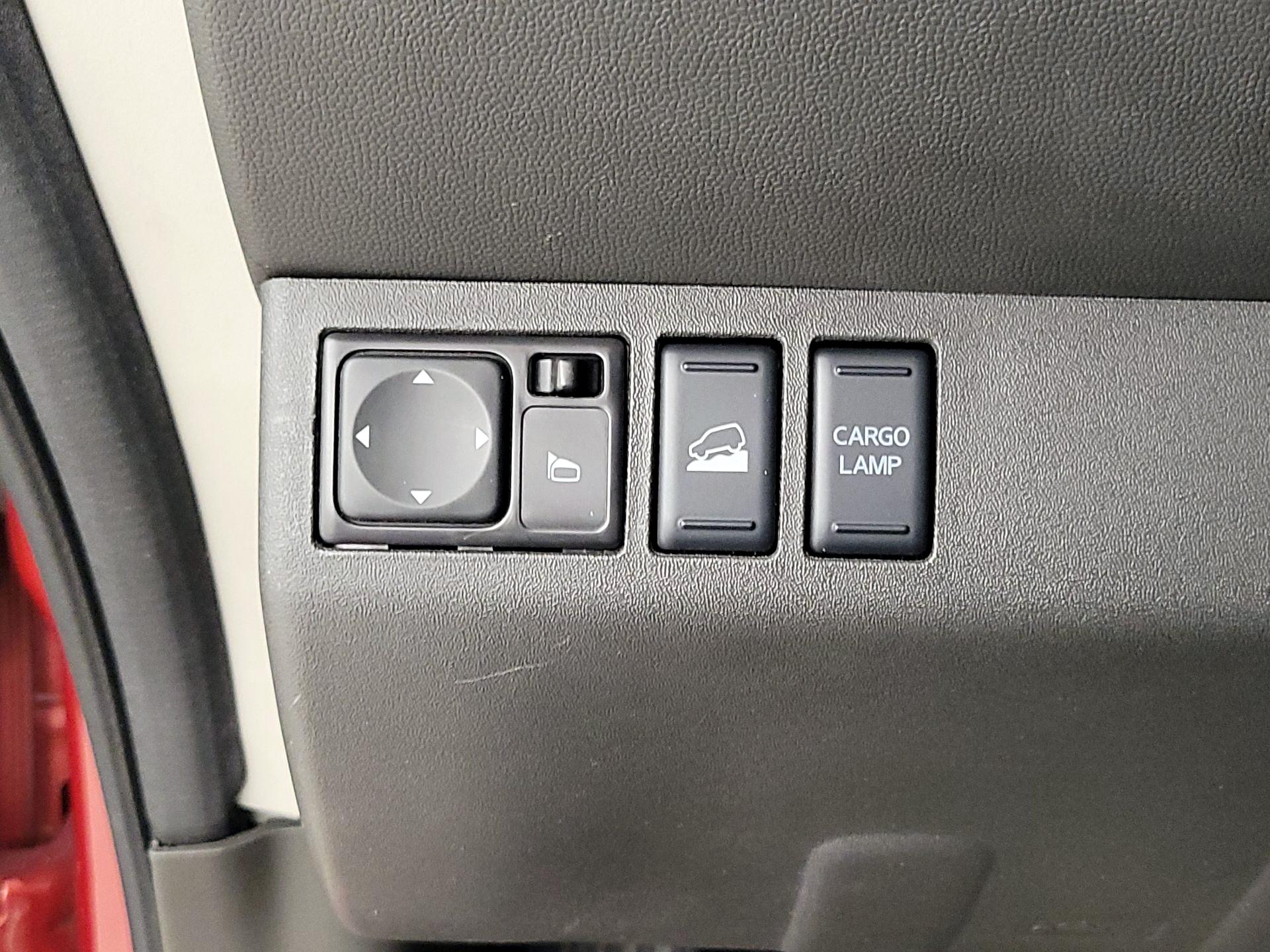 Thumbnail: 2015 Nissan Frontier - 13