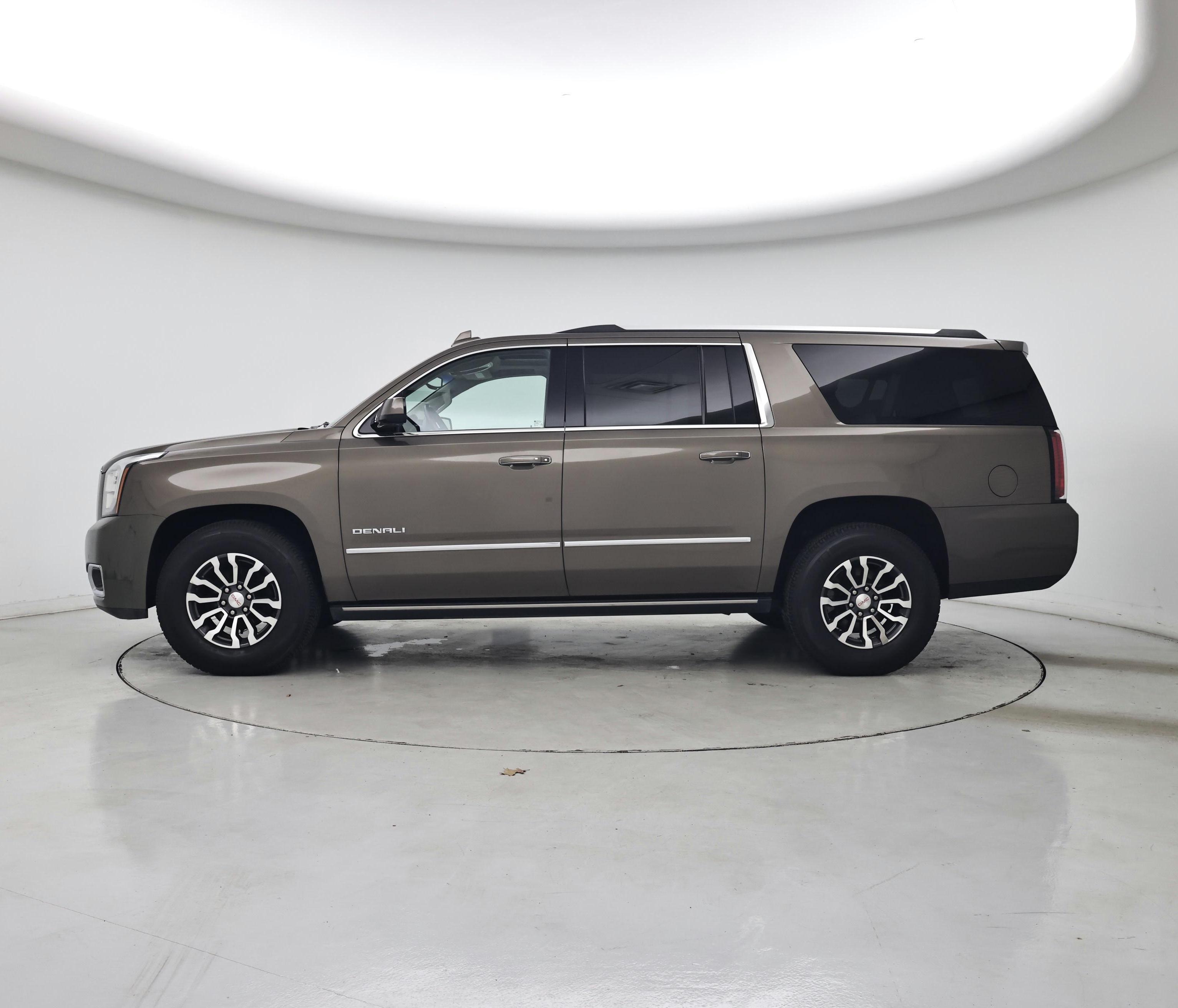 Thumbnail: 2016 GMC Yukon XL - 3