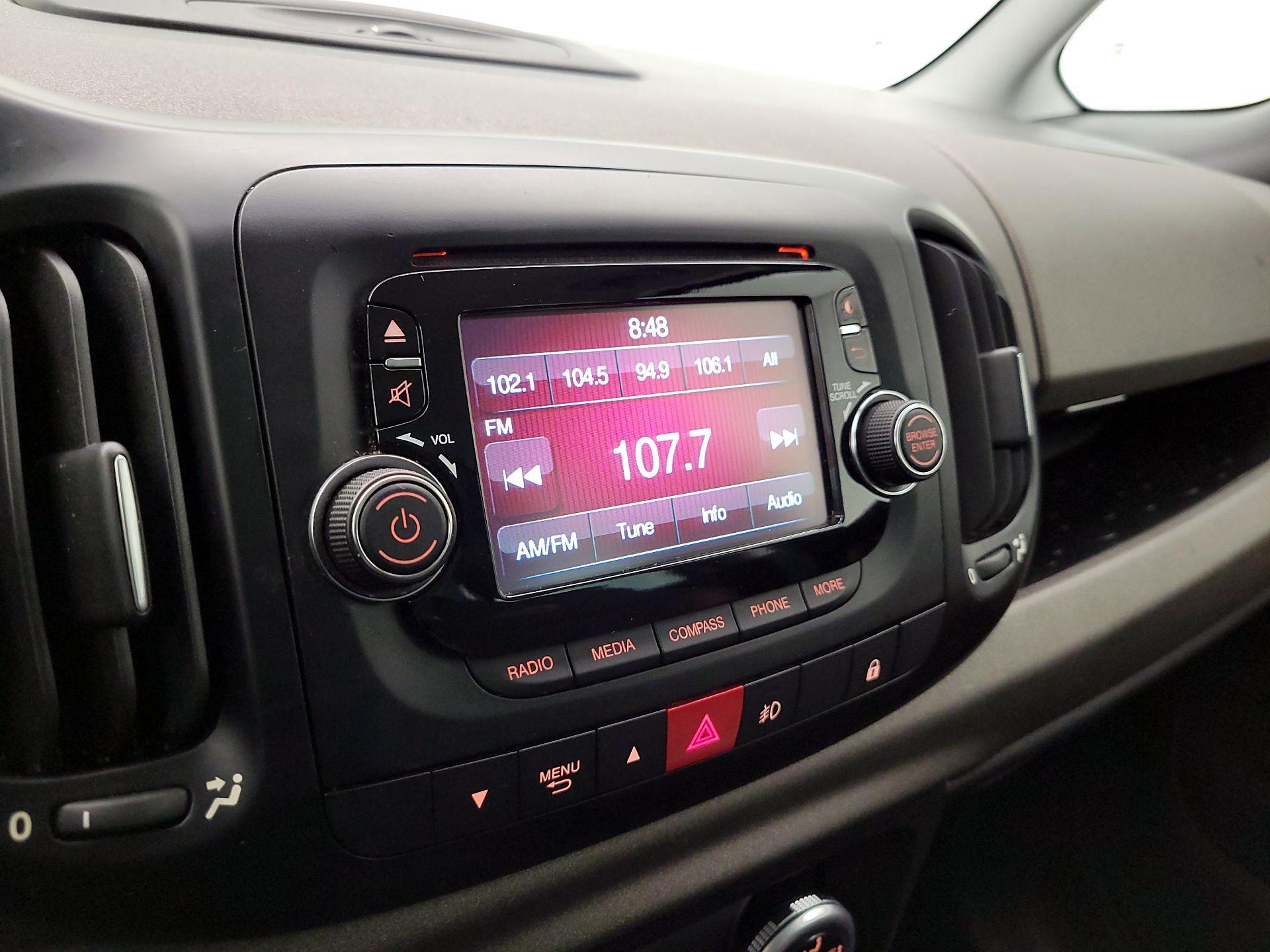 Thumbnail: 2015 Fiat 500L - 13