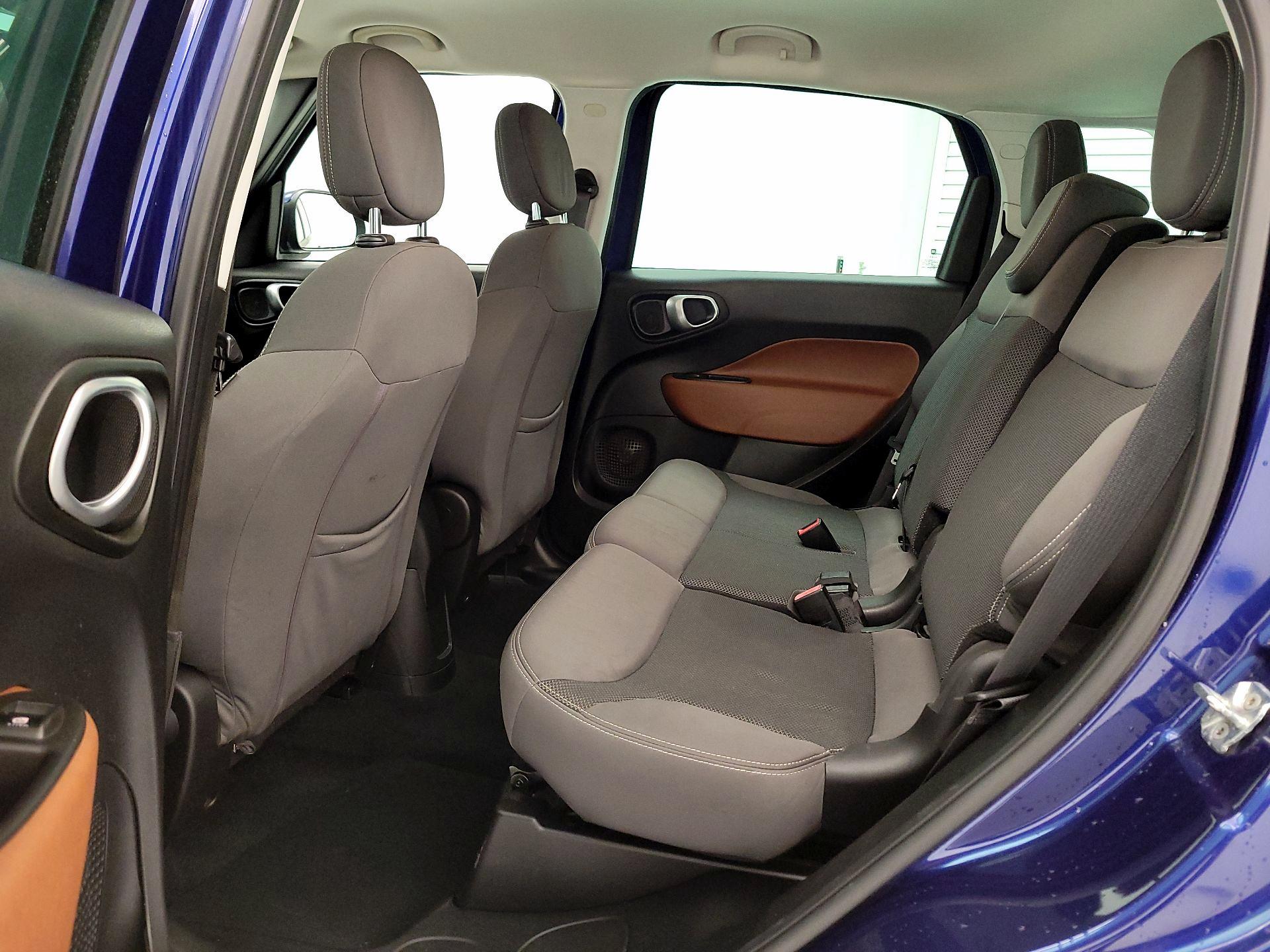 Thumbnail: 2015 Fiat 500L - 17