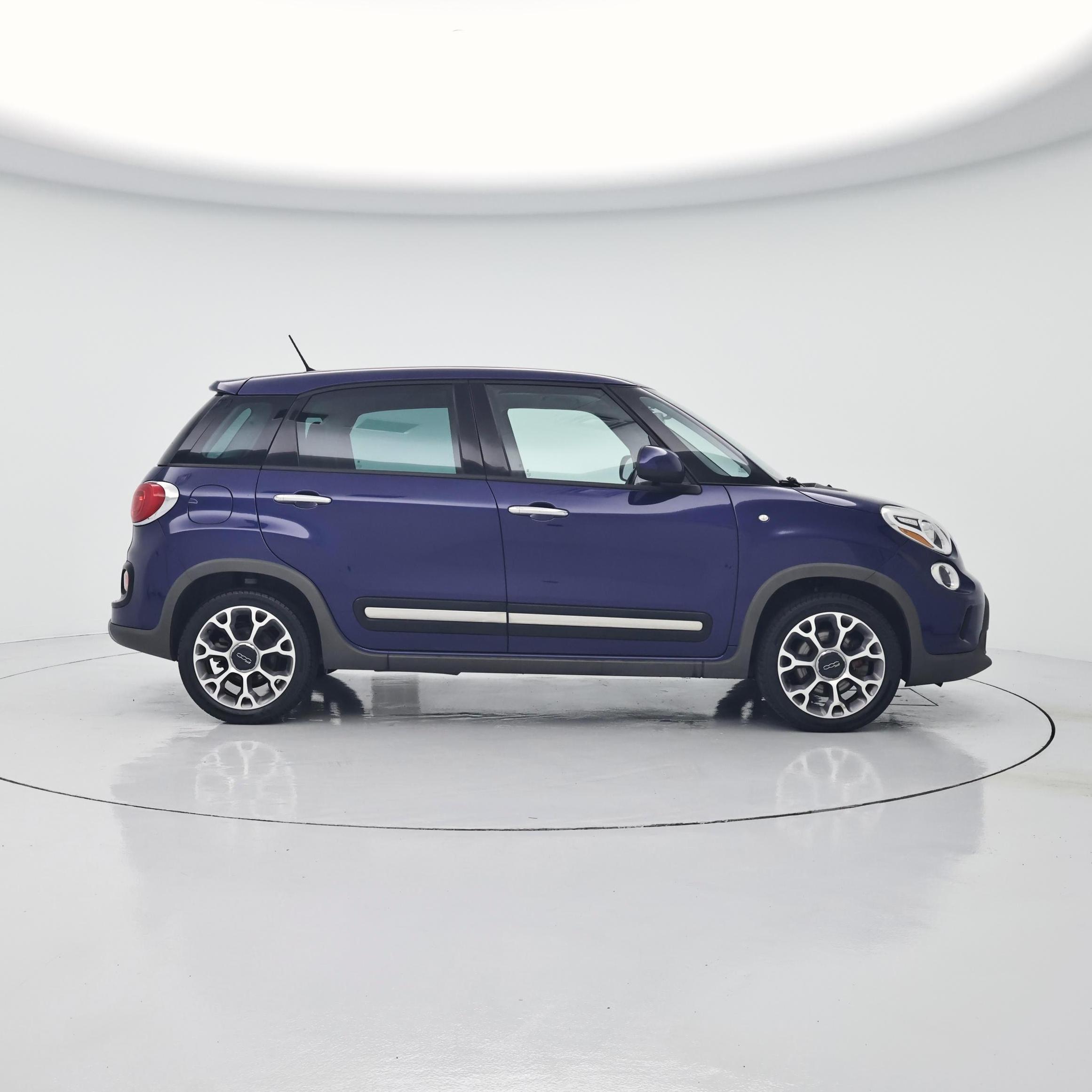Thumbnail: 2015 Fiat 500L - 7