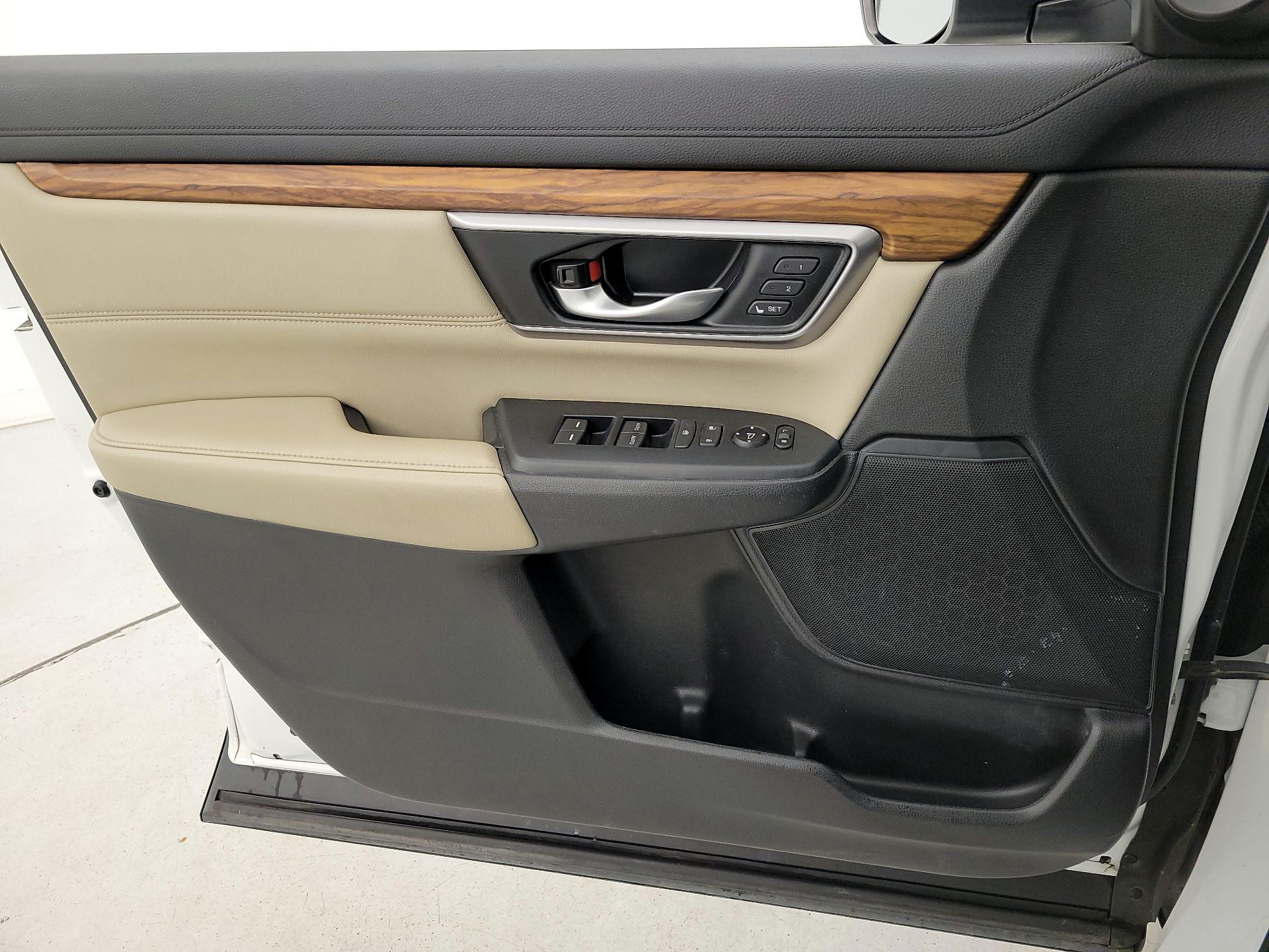 Thumbnail: 2019 Honda CR-V - 12