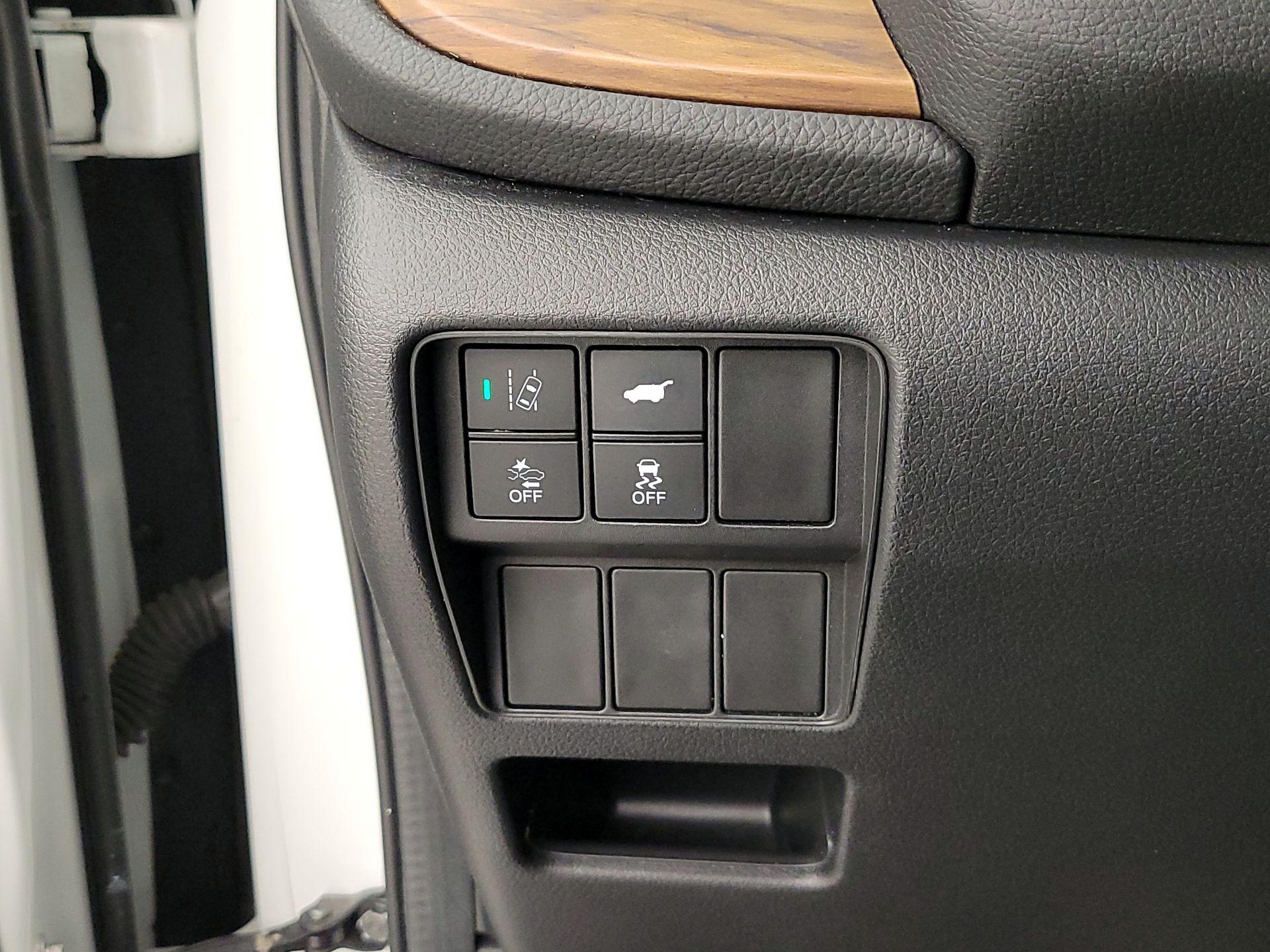 Thumbnail: 2019 Honda CR-V - 13