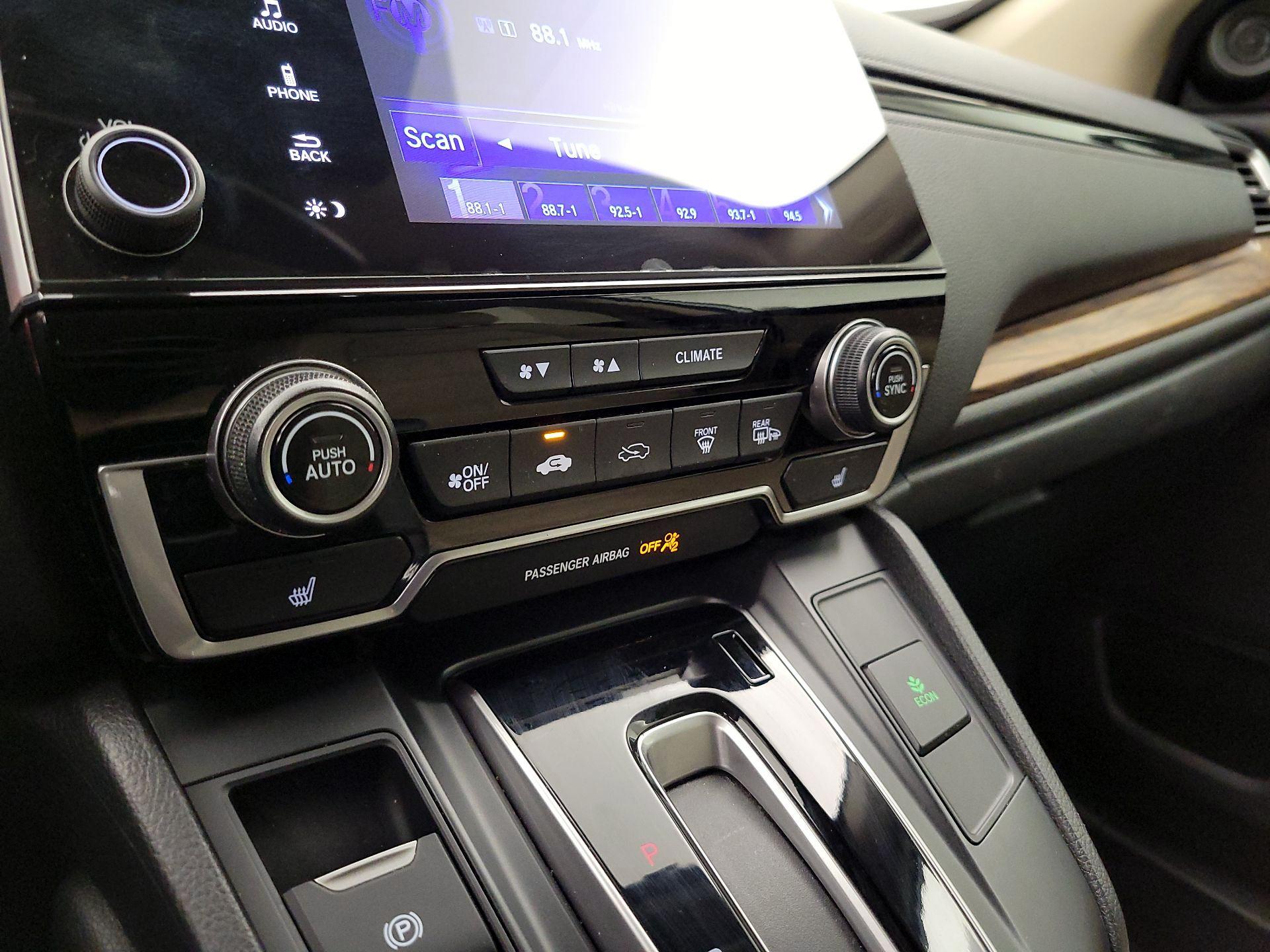 Thumbnail: 2019 Honda CR-V - 17