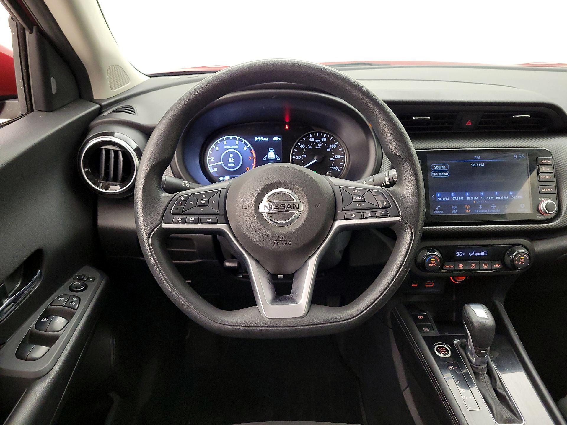 Thumbnail: 2021 Nissan Kicks - 10