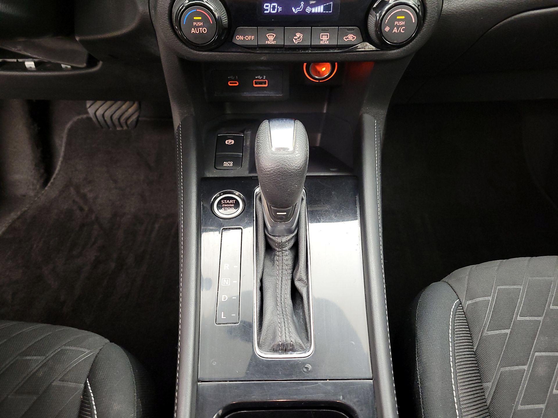 Thumbnail: 2021 Nissan Kicks - 16