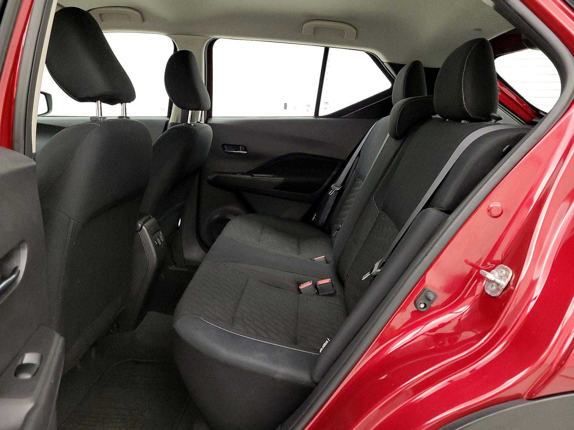 Thumbnail: 2021 Nissan Kicks - 18