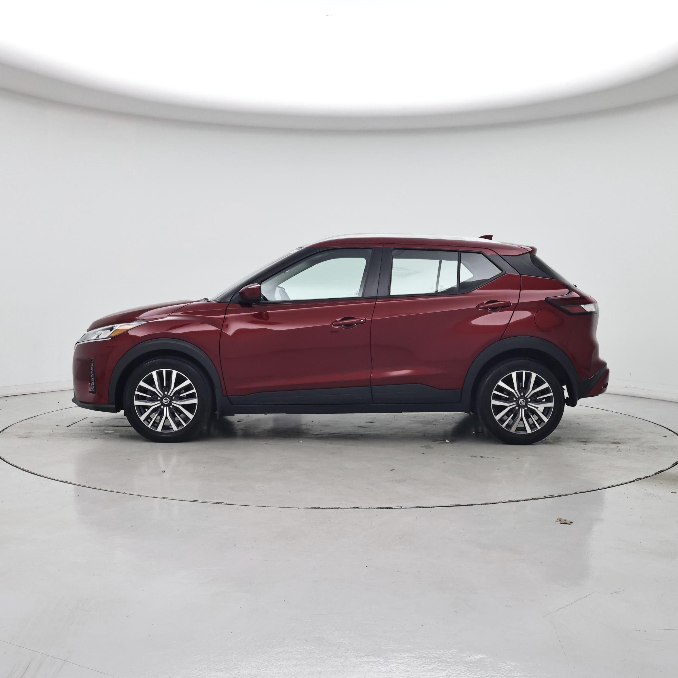 Thumbnail: 2021 Nissan Kicks - 3