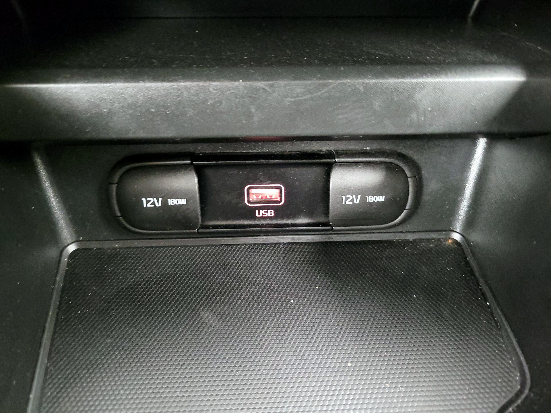 Thumbnail: 2020 Kia Soul - 18