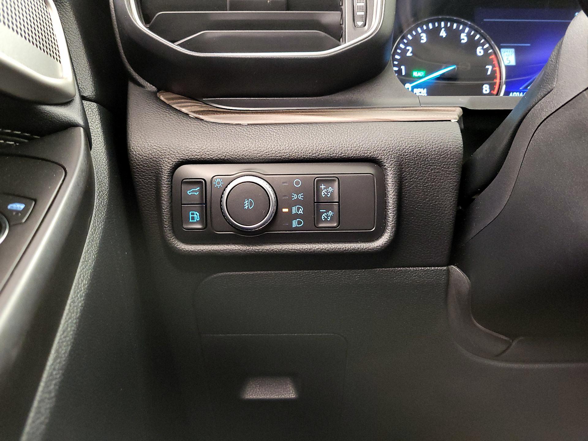 Thumbnail: 2020 Ford Explorer - 13