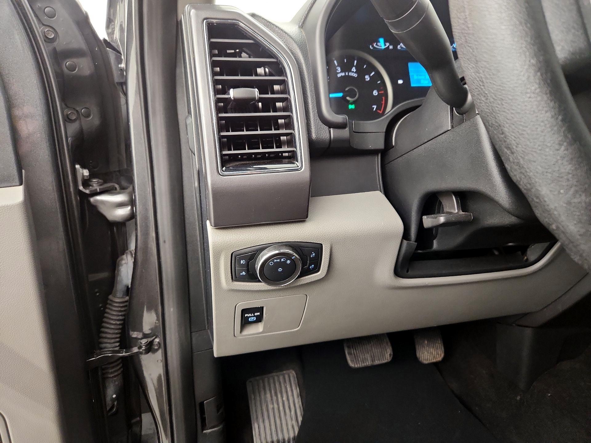 Thumbnail: 2020 Ford F-150 - 13