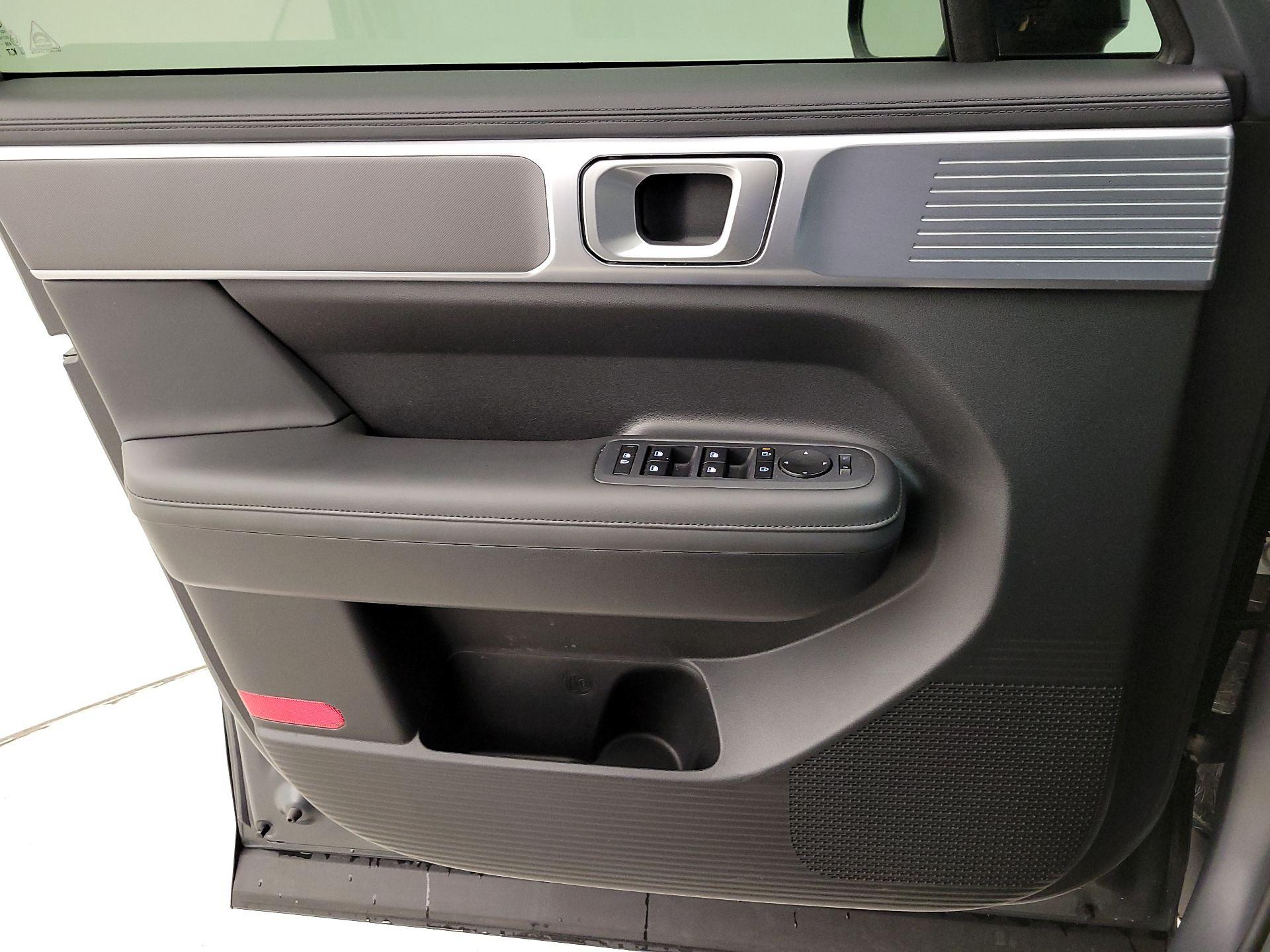 Thumbnail: 2024 Hyundai Santa Fe - 12