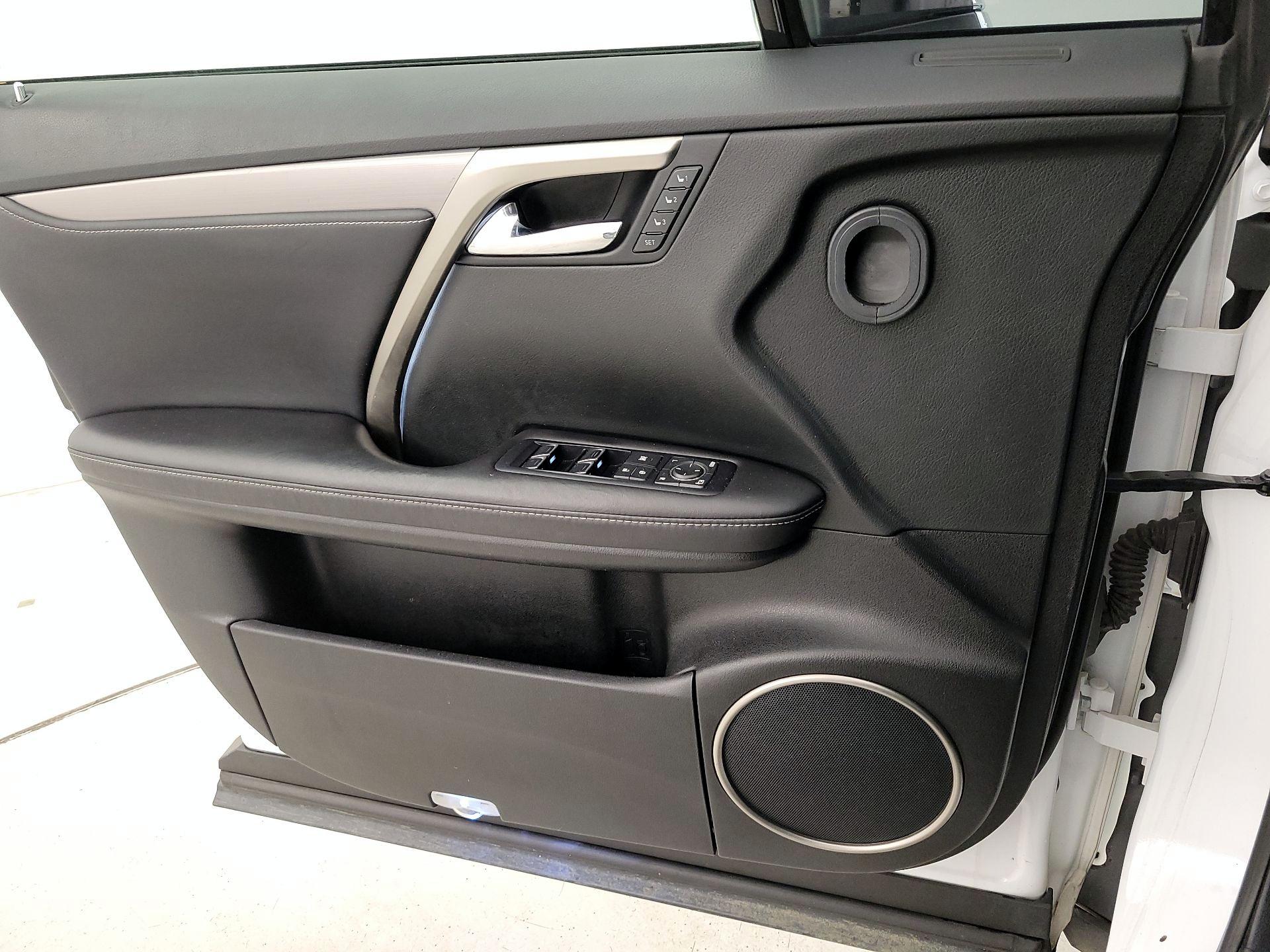 Thumbnail: 2017 Lexus RX - 12