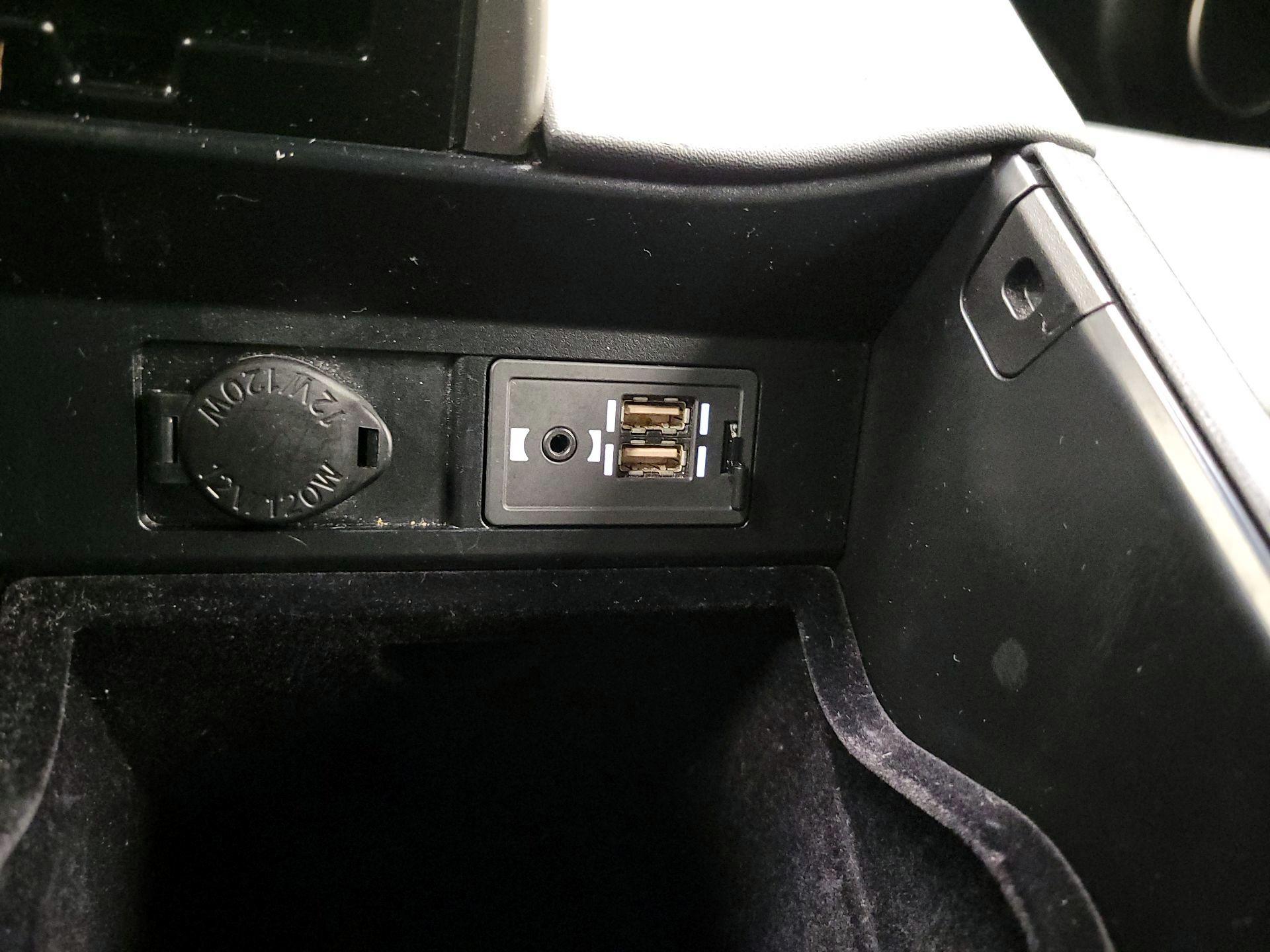 Thumbnail: 2017 Lexus RX - 19