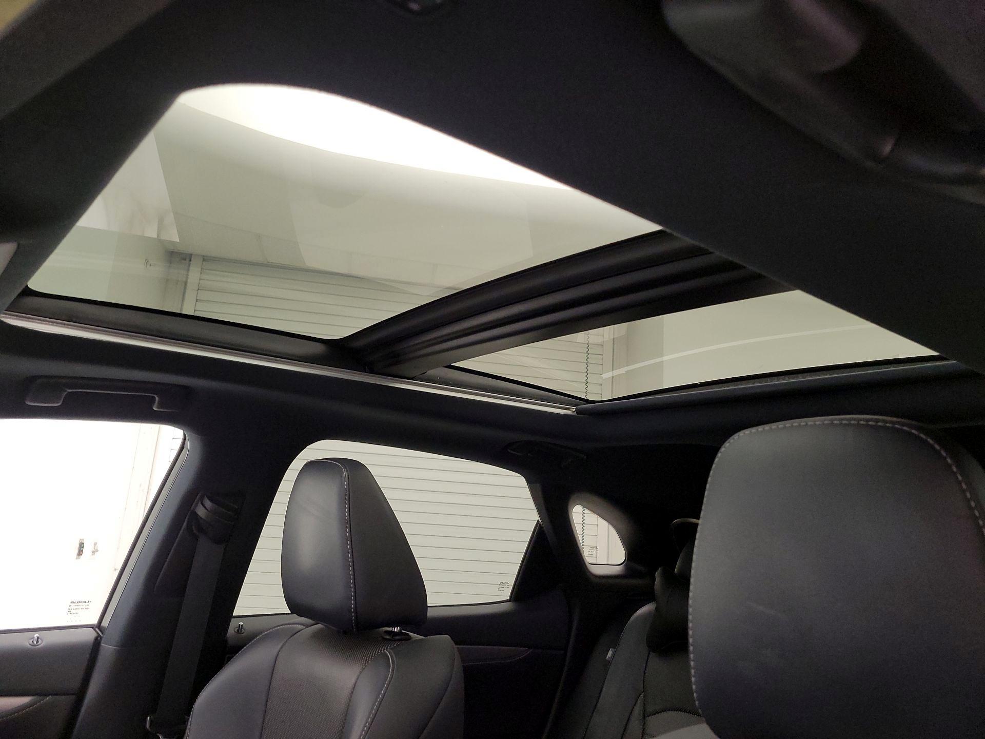 Thumbnail: 2017 Lexus RX - 20