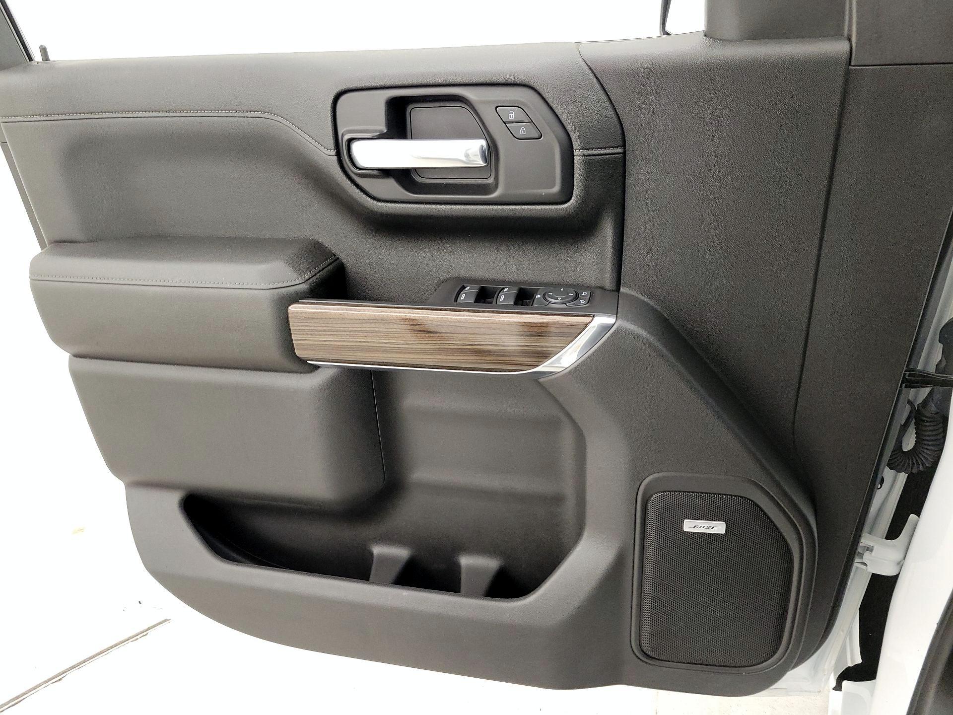 Thumbnail: 2021 Chevrolet Silverado 1500 - 12