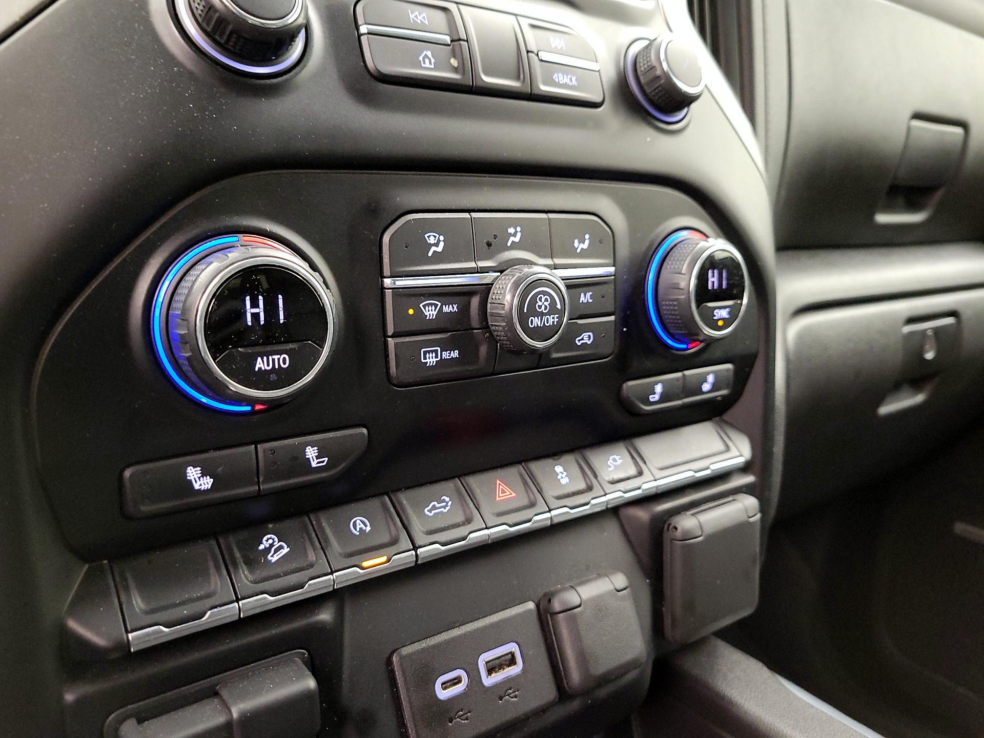 Thumbnail: 2021 Chevrolet Silverado 1500 - 16