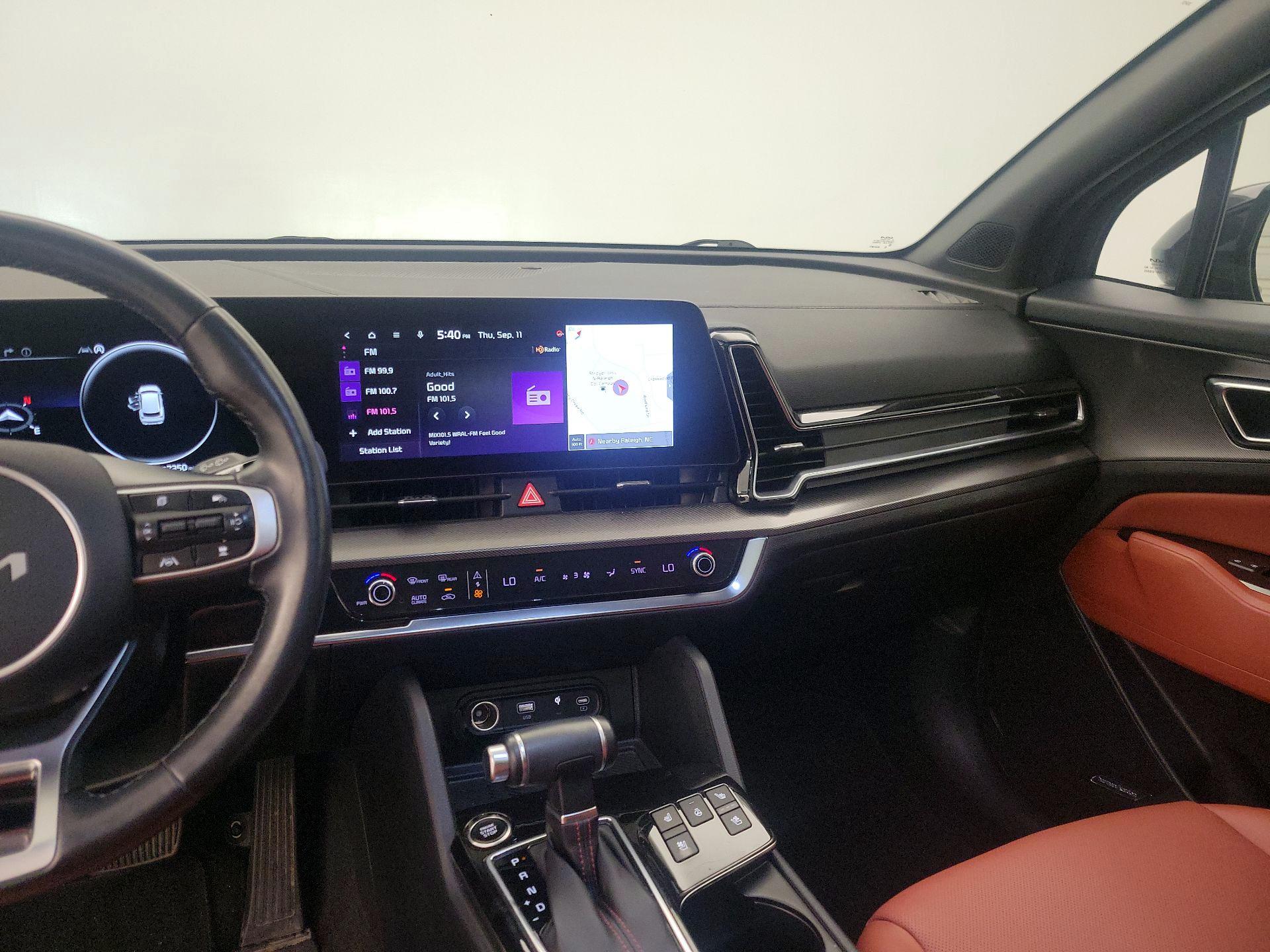 Thumbnail: 2023 Kia Sportage - 9