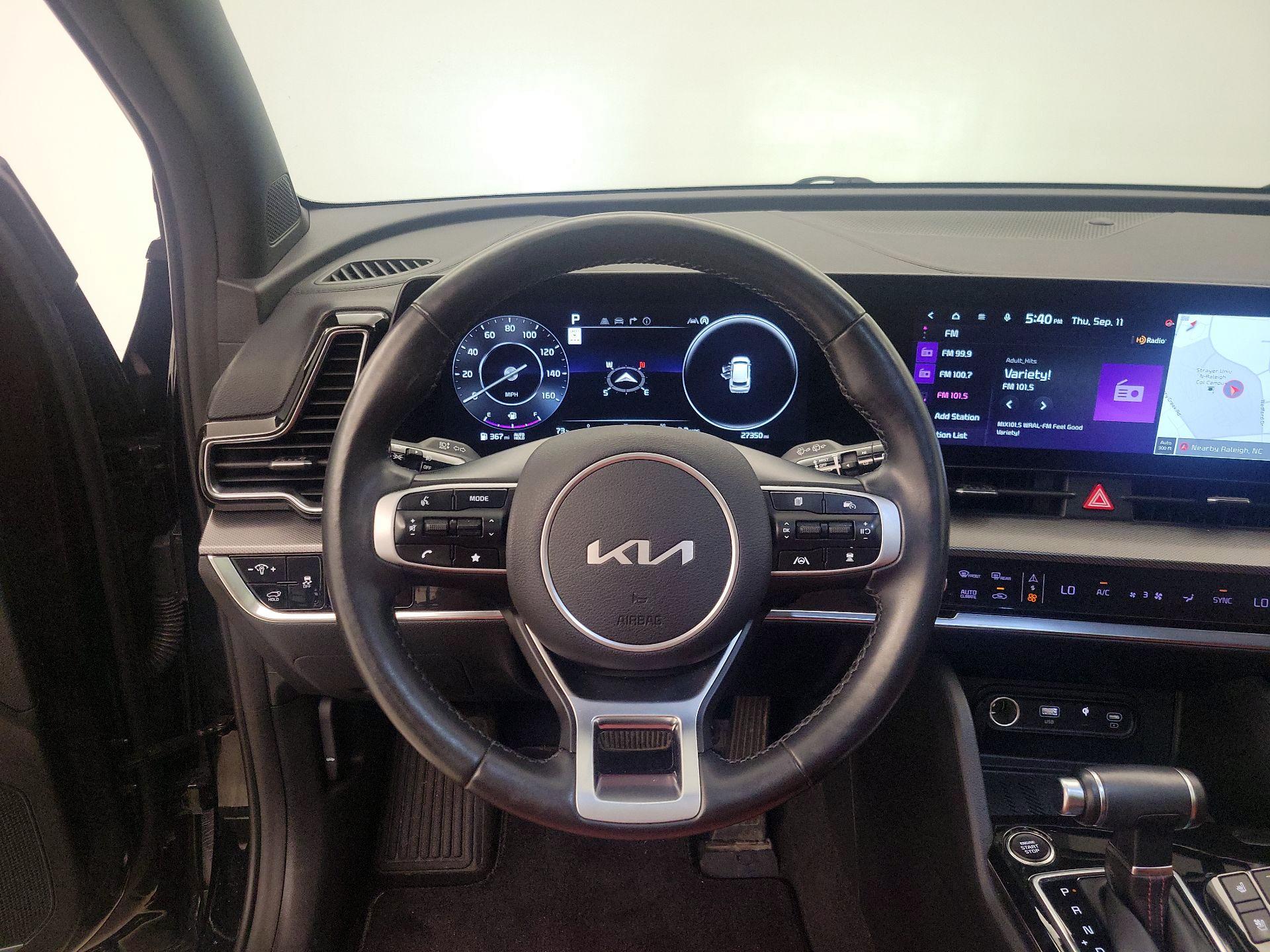 Thumbnail: 2023 Kia Sportage - 10