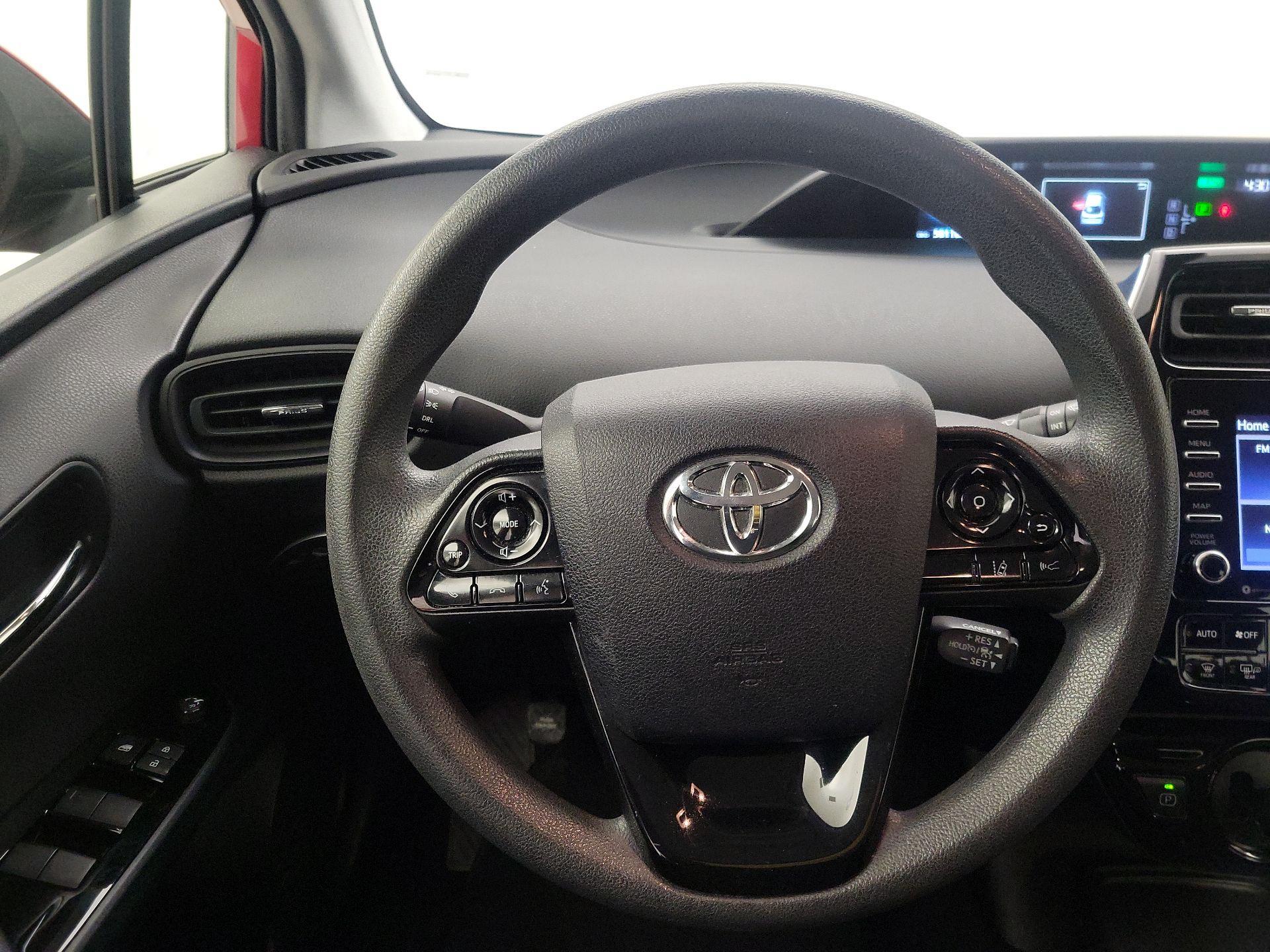 Thumbnail: 2021 Toyota Prius - 10