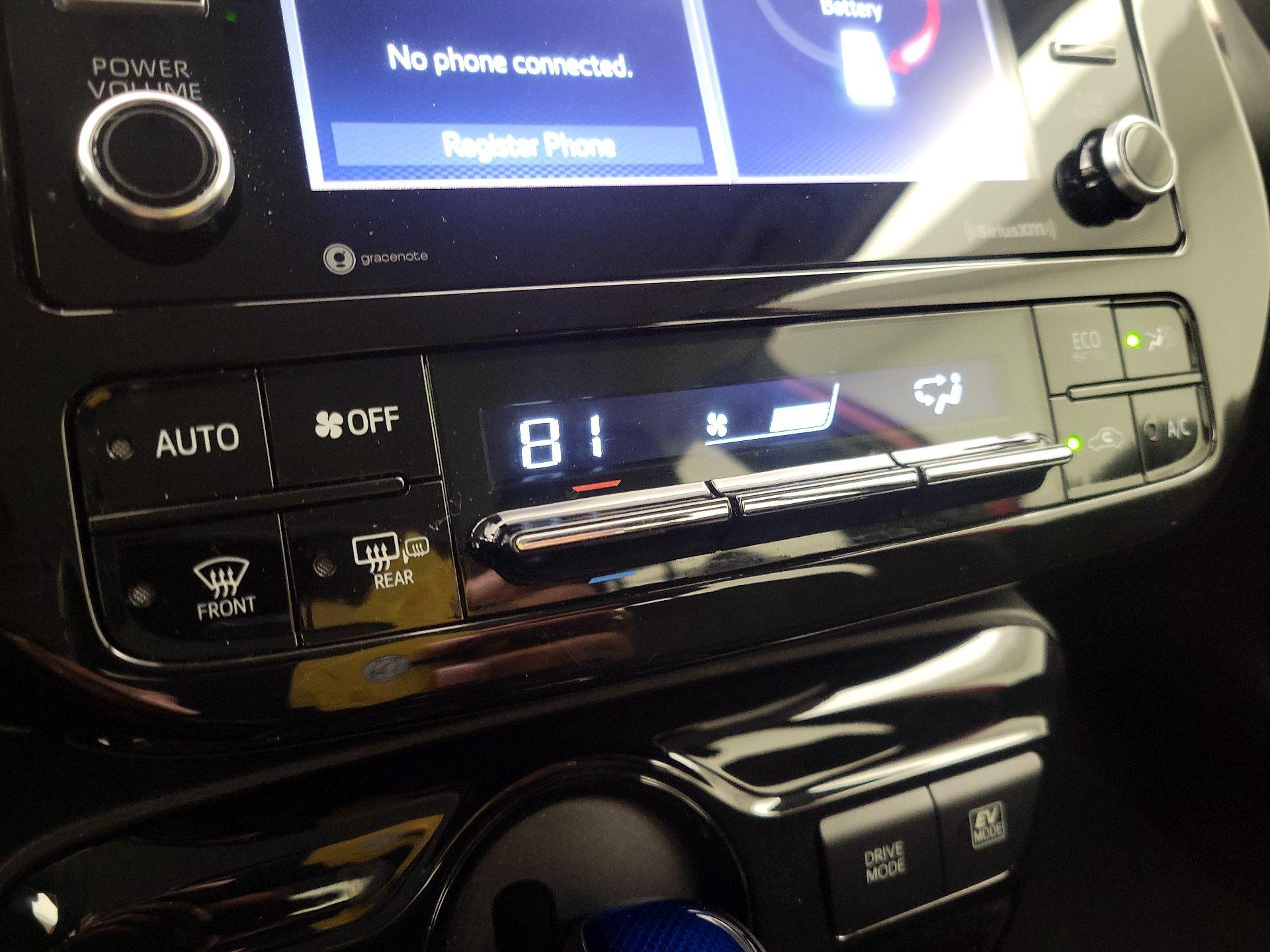 Thumbnail: 2021 Toyota Prius - 16