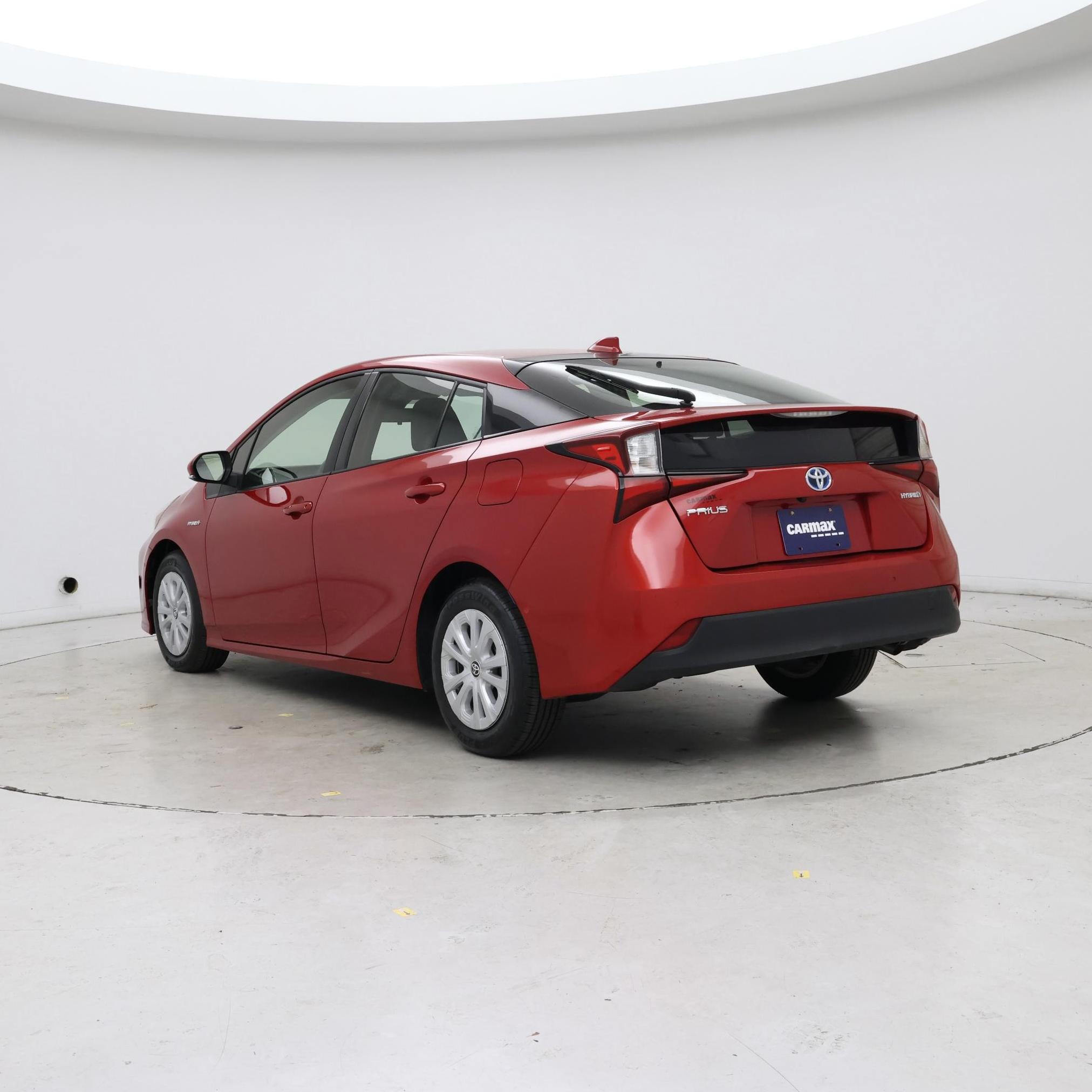 Thumbnail: 2021 Toyota Prius - 2