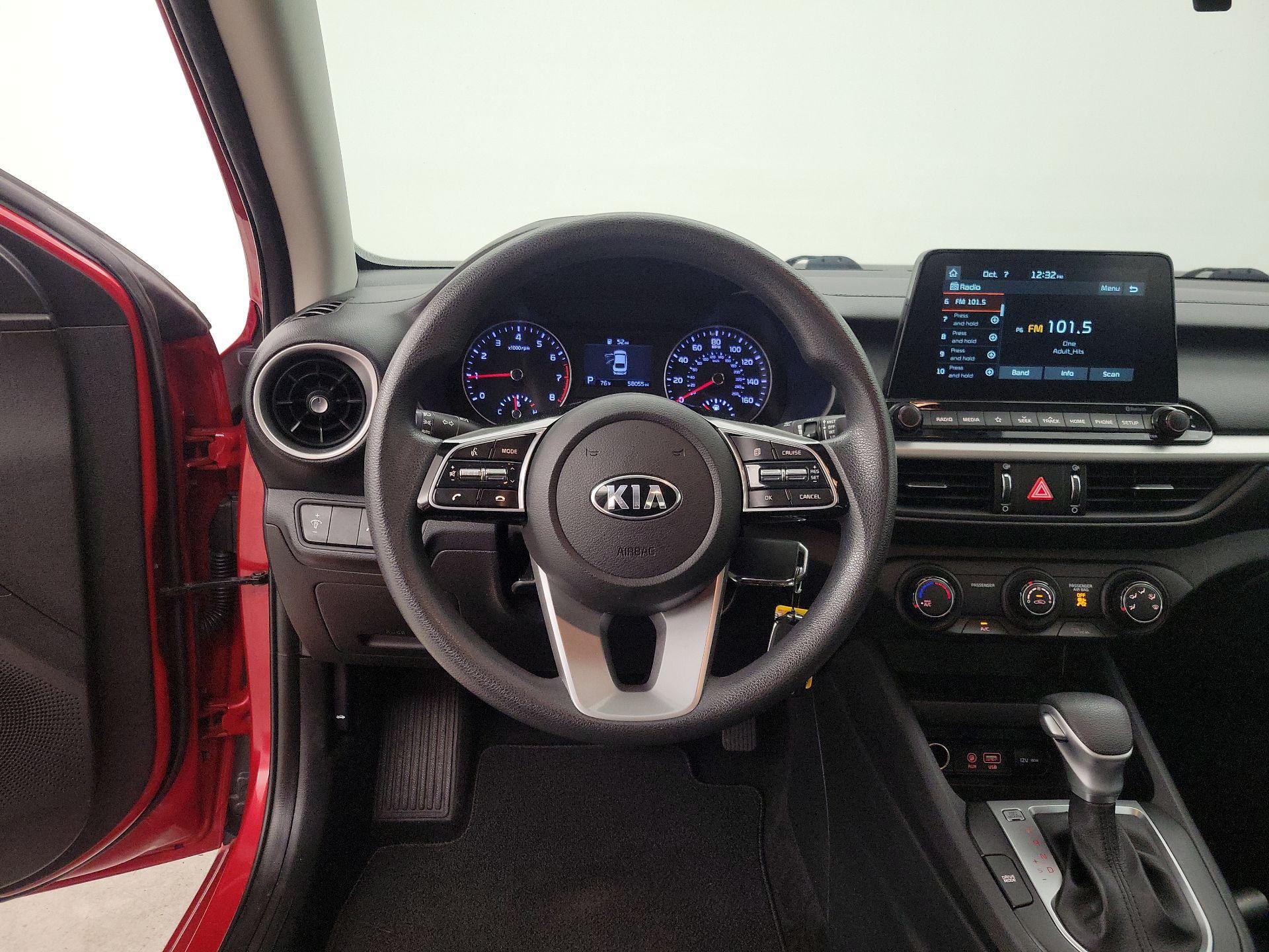 Thumbnail: 2021 Kia Forte - 10