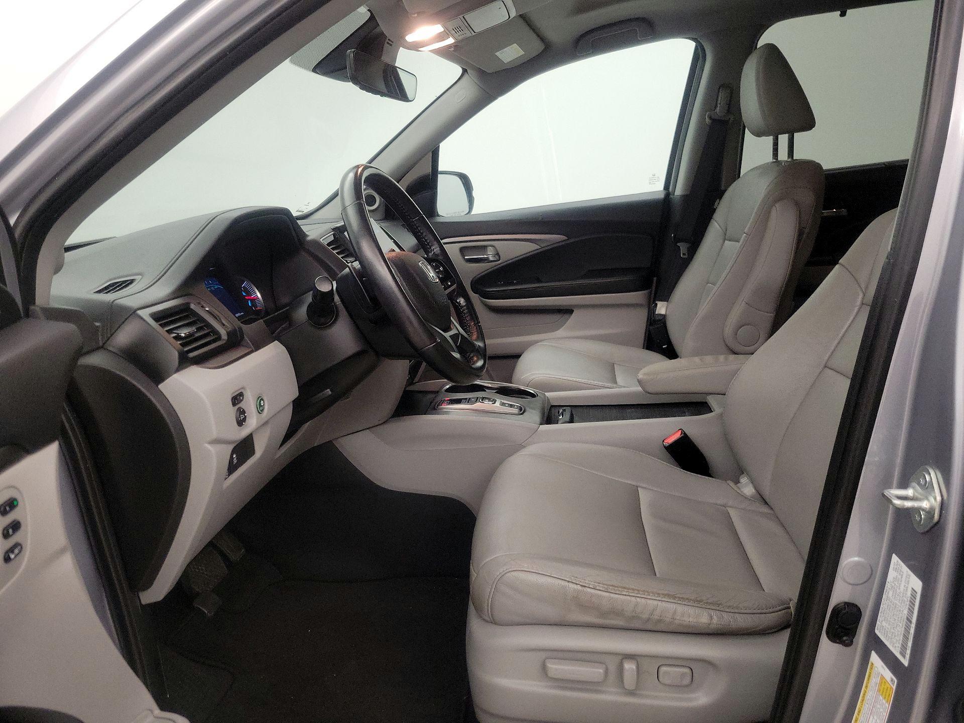 Thumbnail: 2021 Honda Pilot - 11