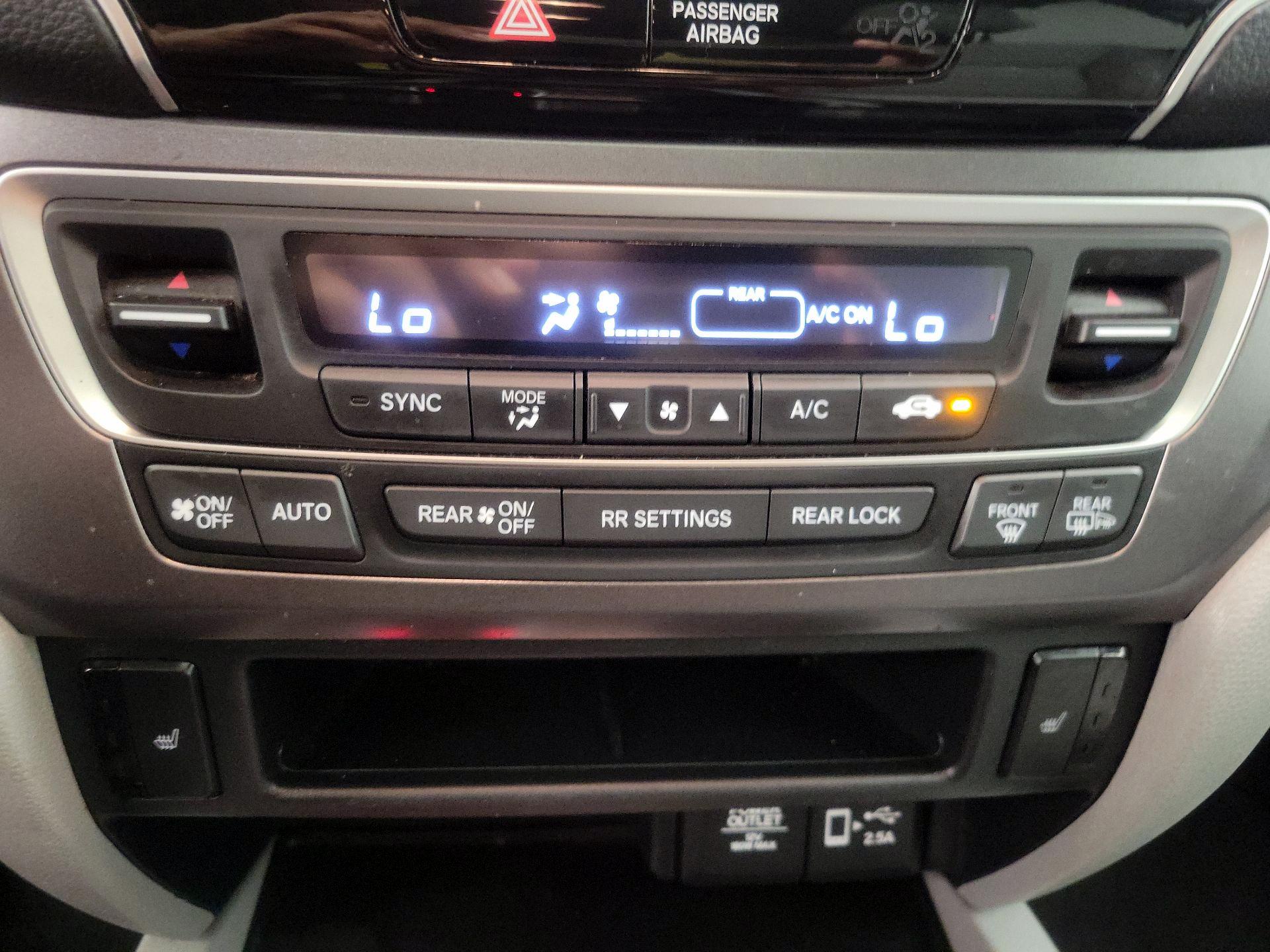 Thumbnail: 2021 Honda Pilot - 16