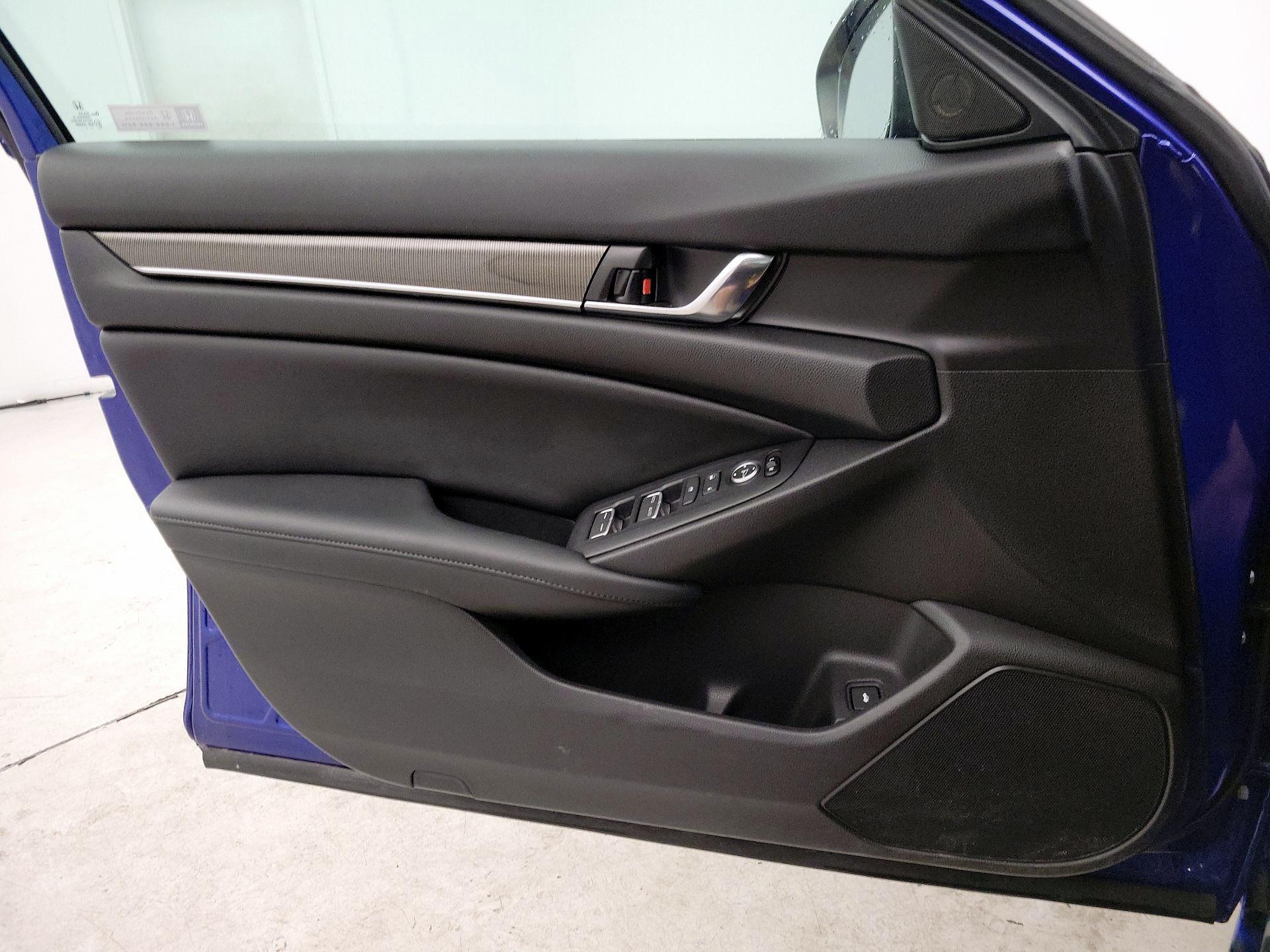 Thumbnail: 2021 Honda Accord - 12