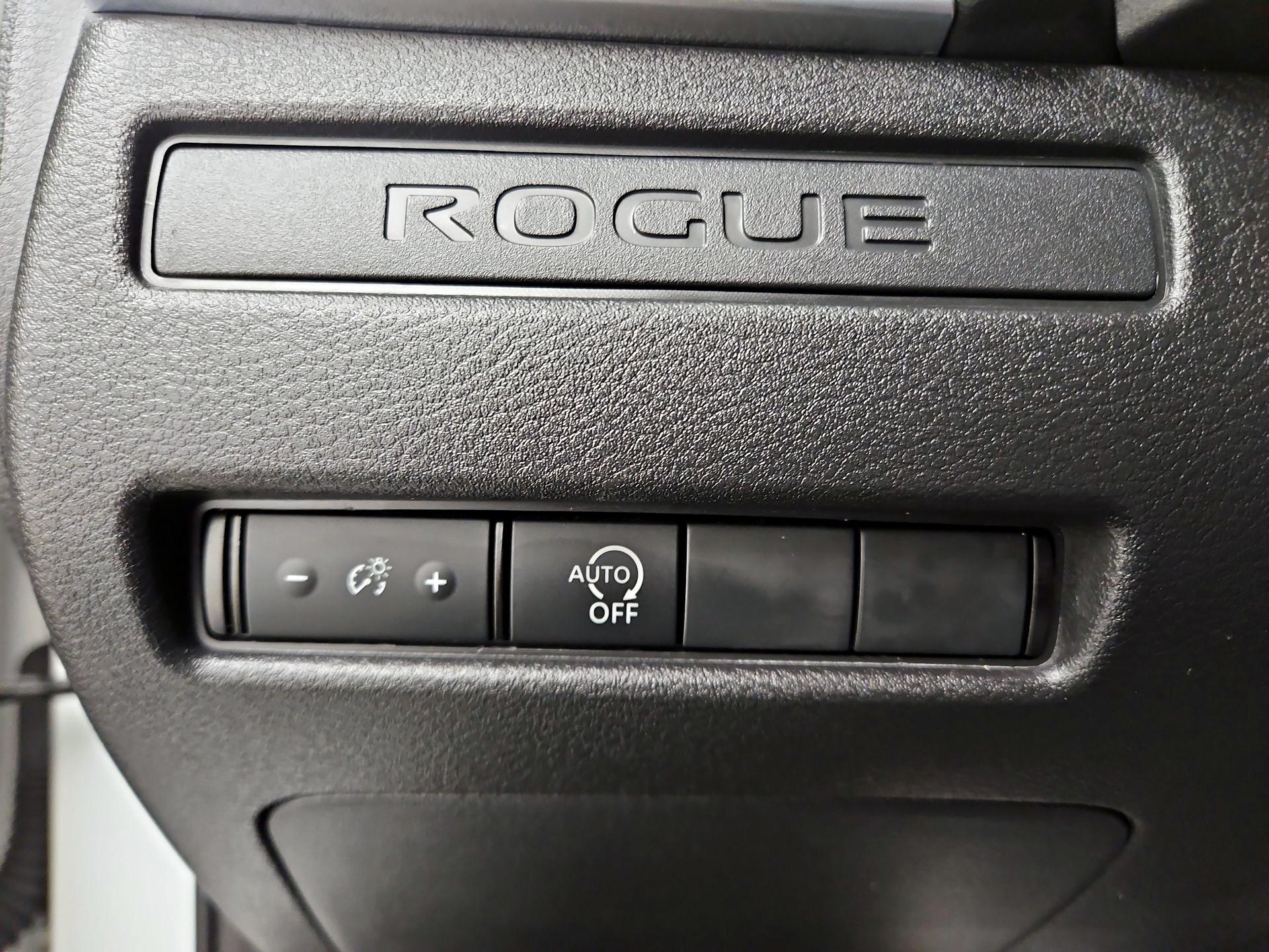 Thumbnail: 2023 Nissan Rogue - 13