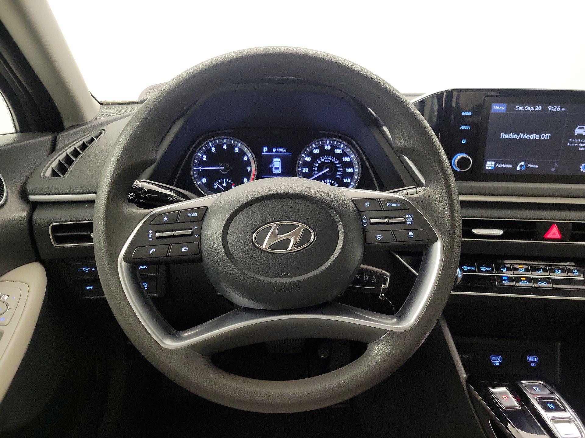 Thumbnail: 2023 Hyundai Sonata - 10